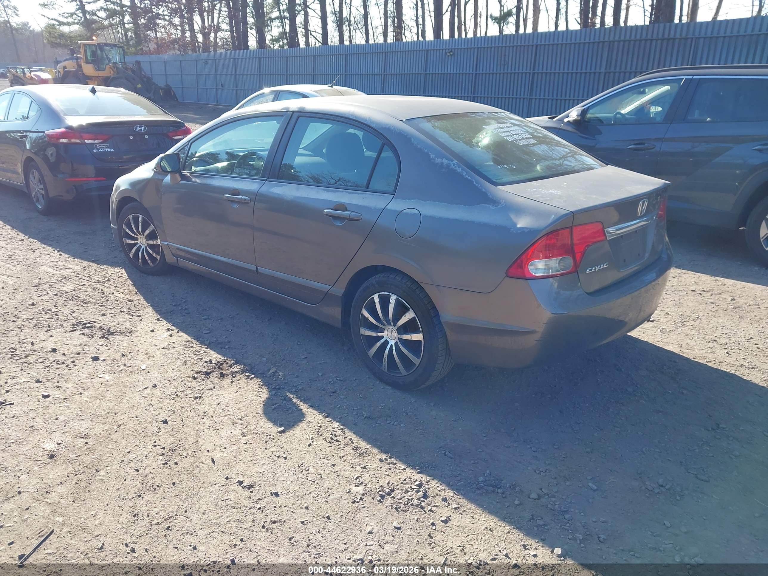 HONDA CIVIC image 3