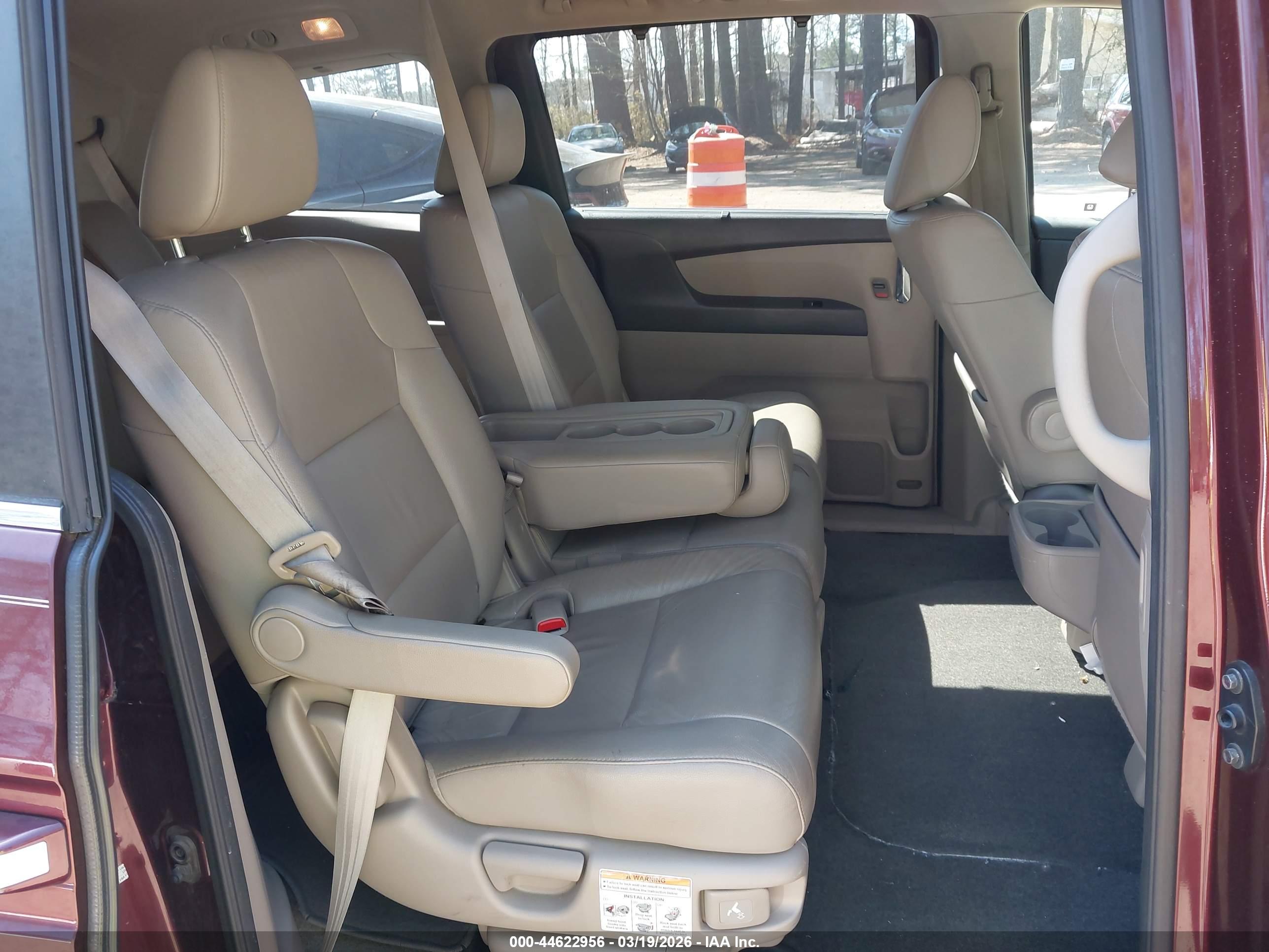 HONDA ODYSSEY image 8