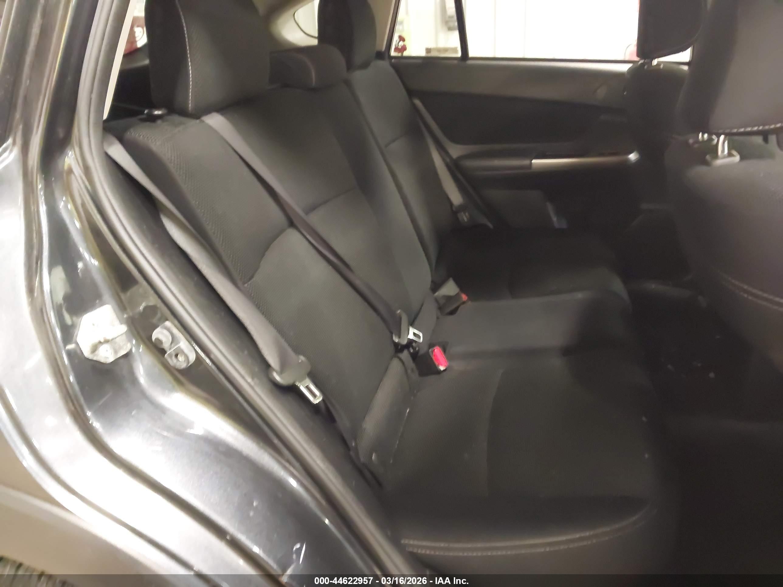 SUBARU XV image 8