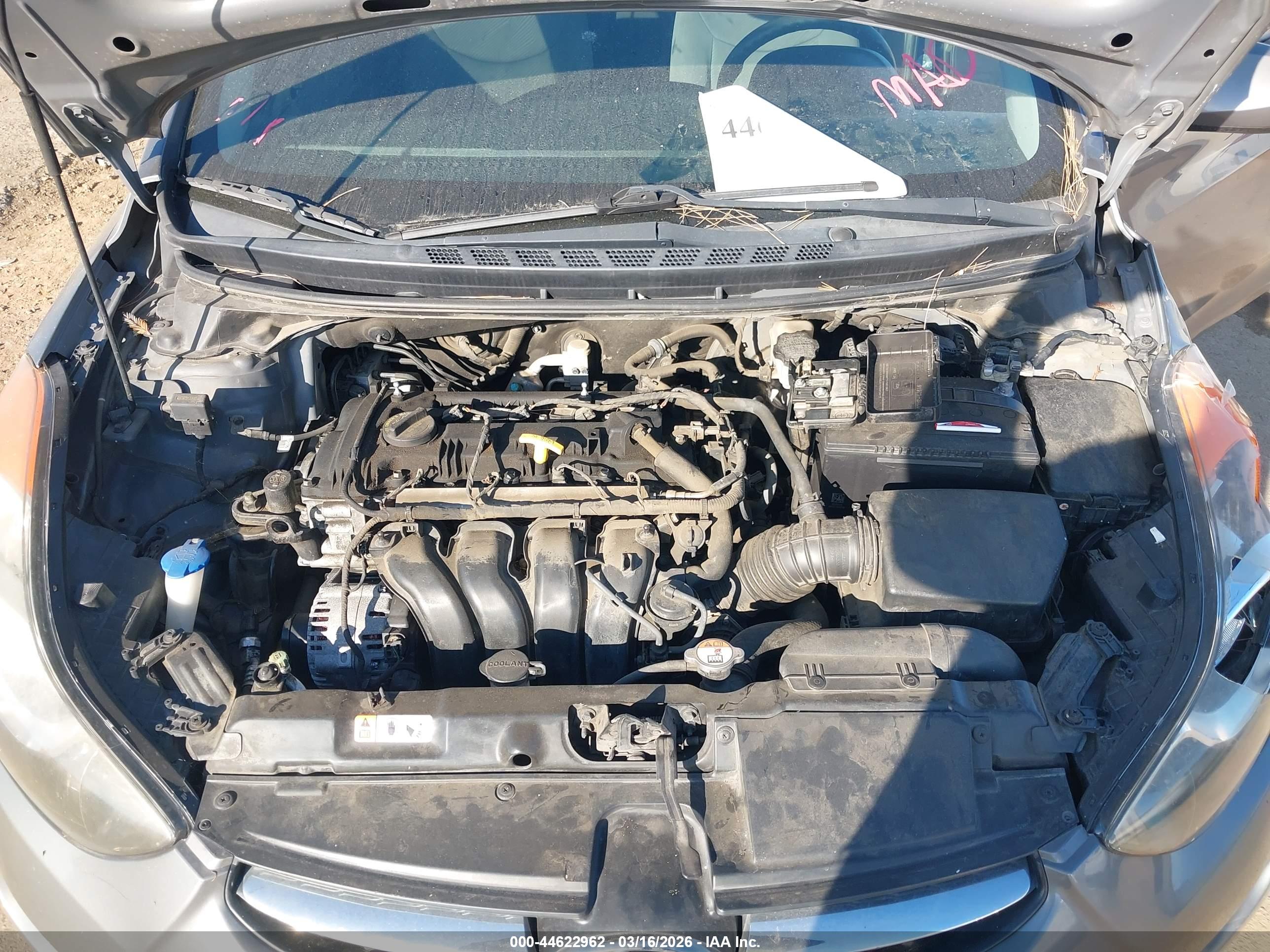 HYUNDAI ELANTRA image 10