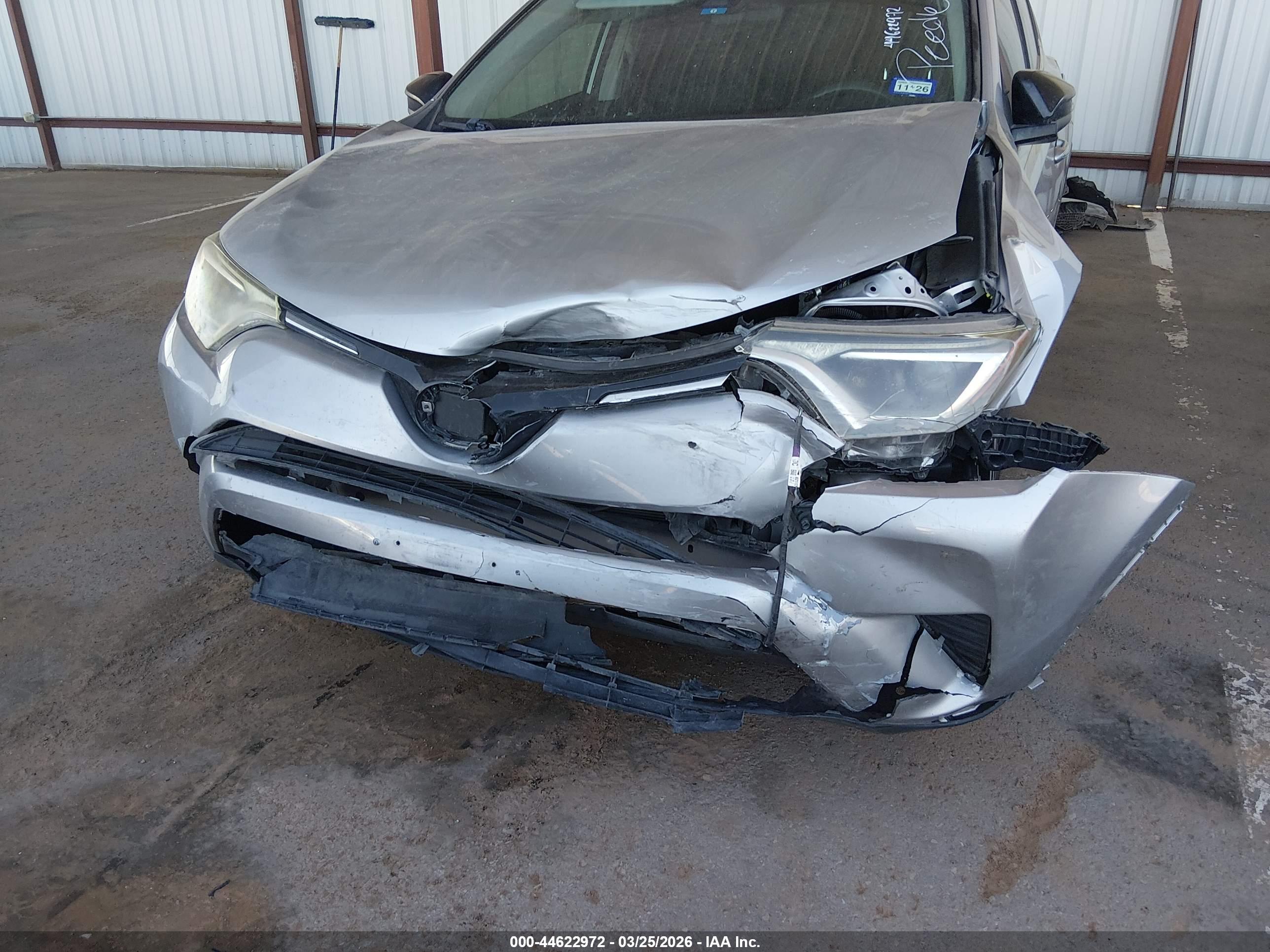 TOYOTA RAV4 image 6