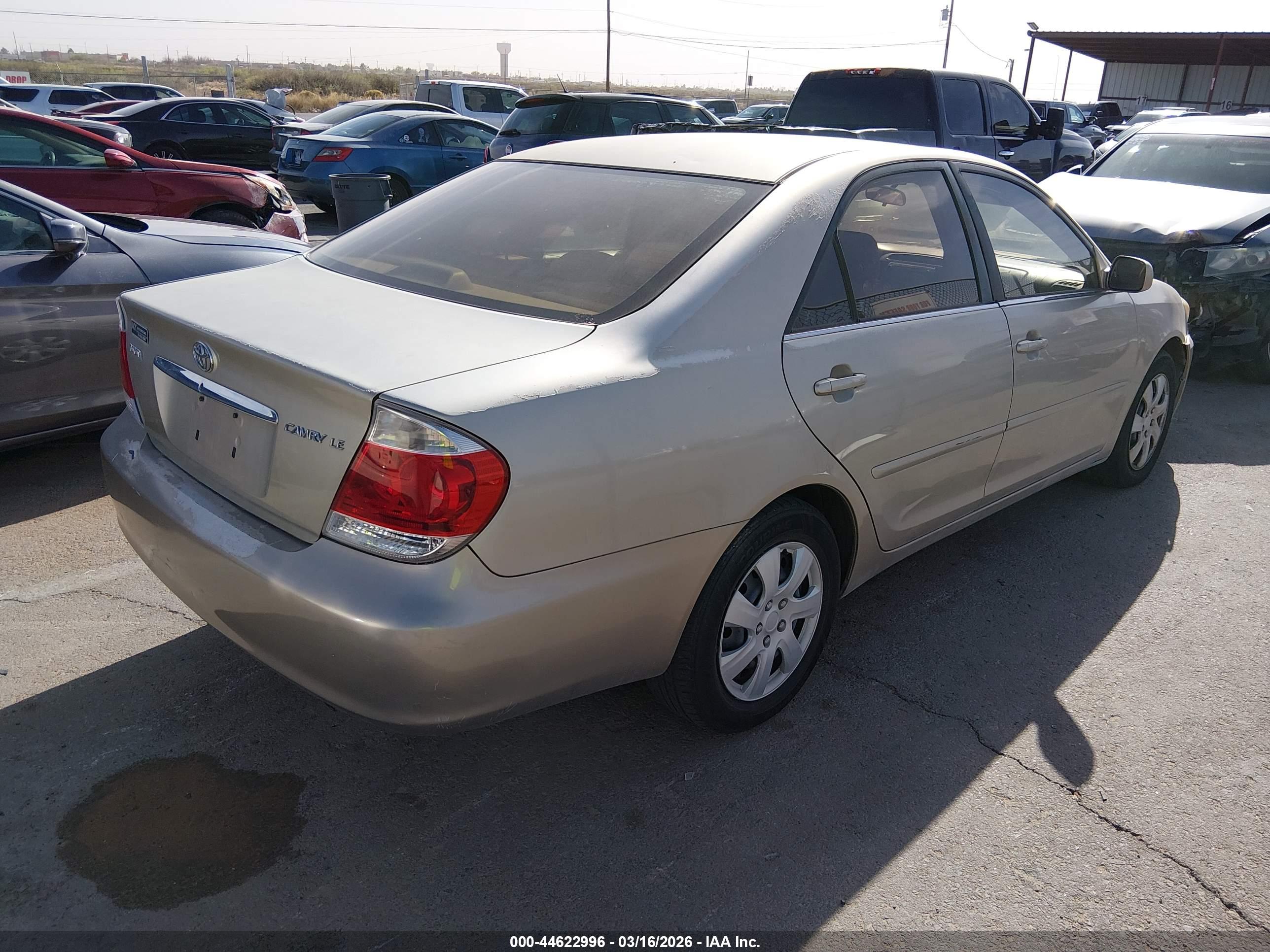 TOYOTA CAMRY image 4