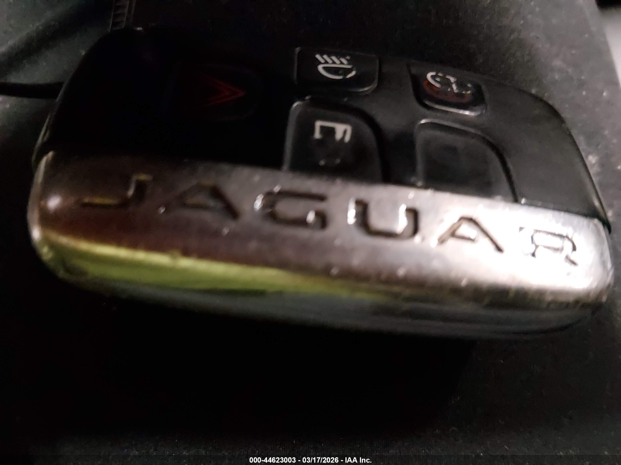 JAGUAR XE image 11