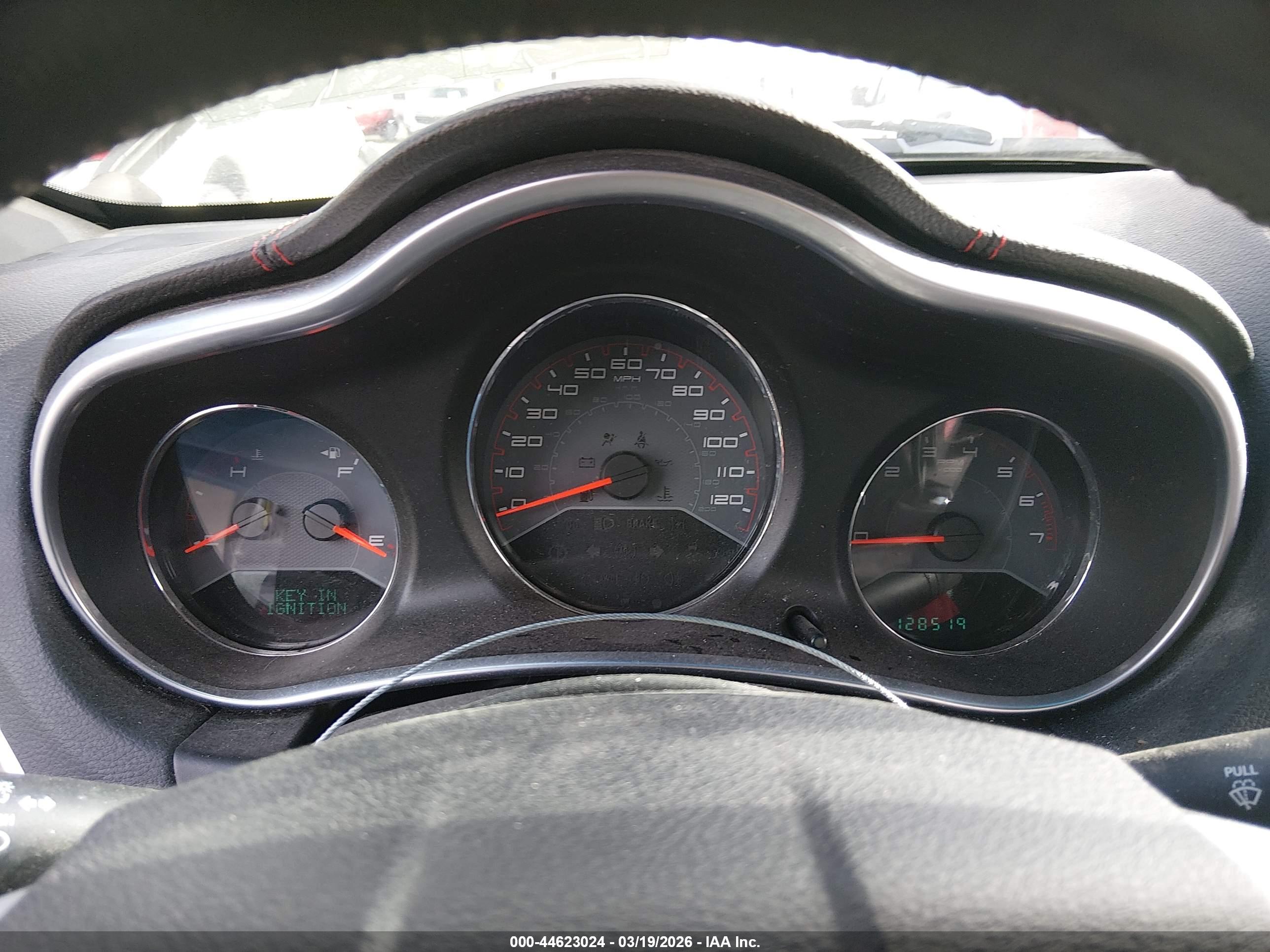 DODGE AVENGER image 7