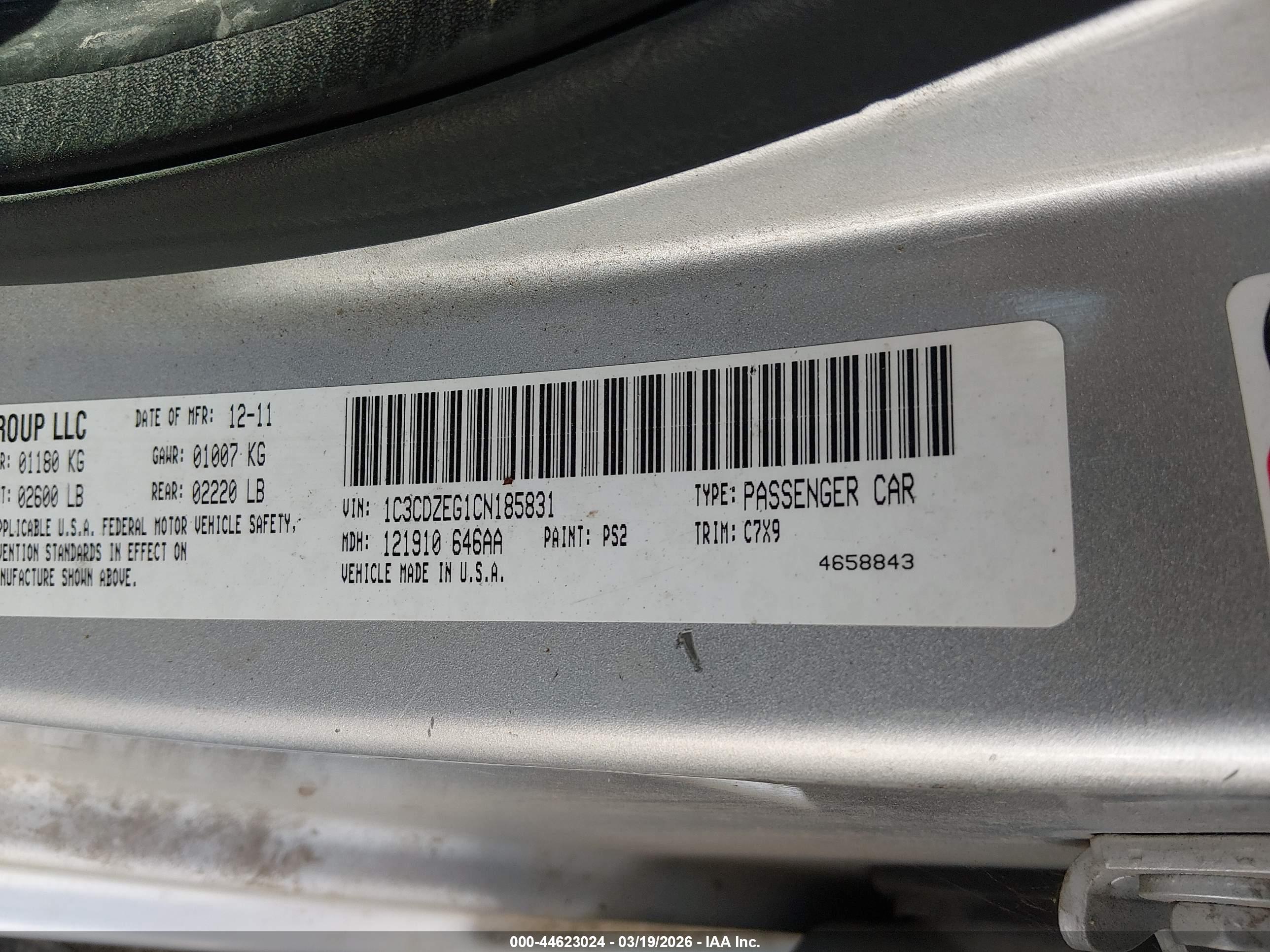 DODGE AVENGER image 9
