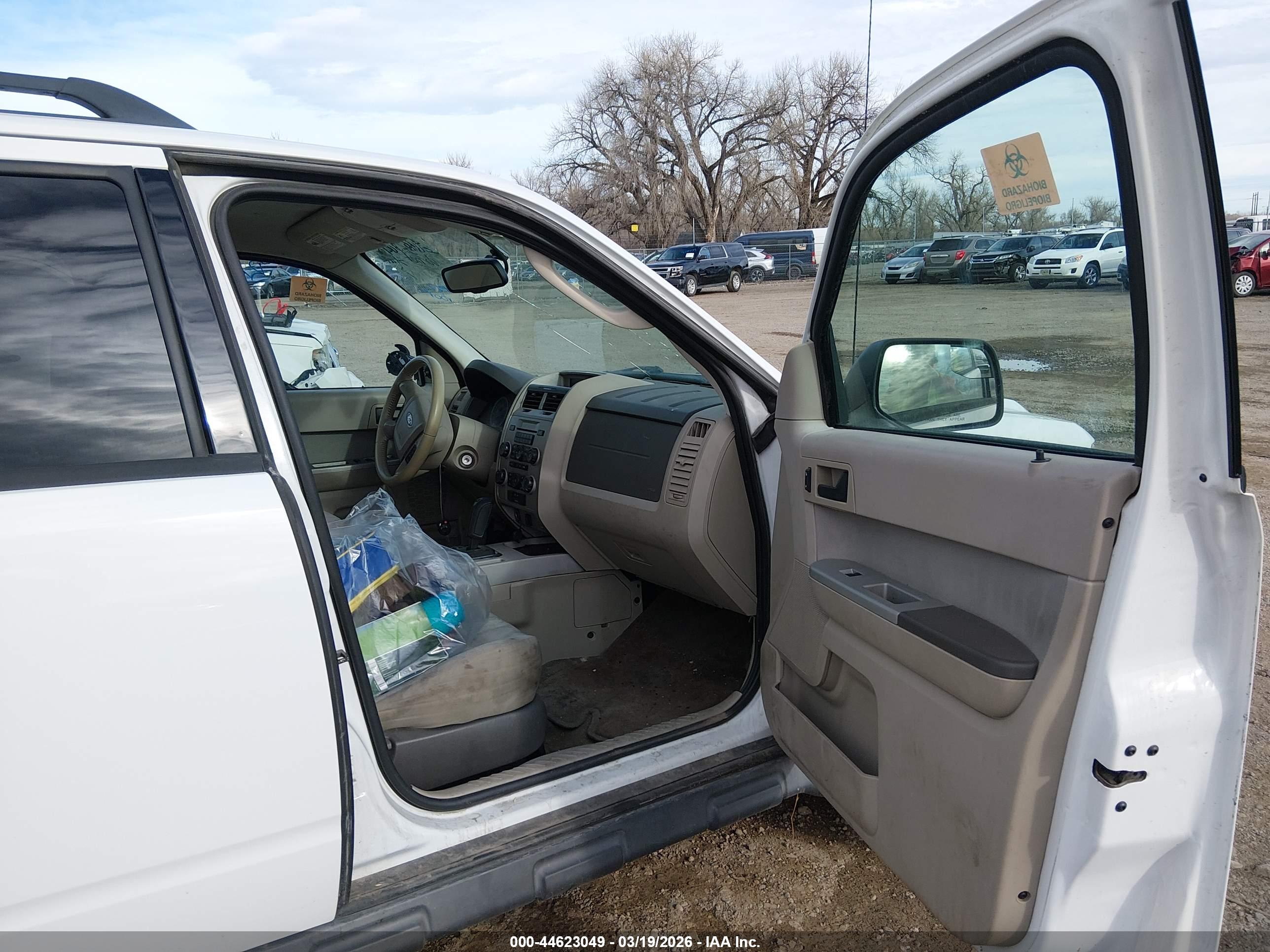 FORD ESCAPE image 5