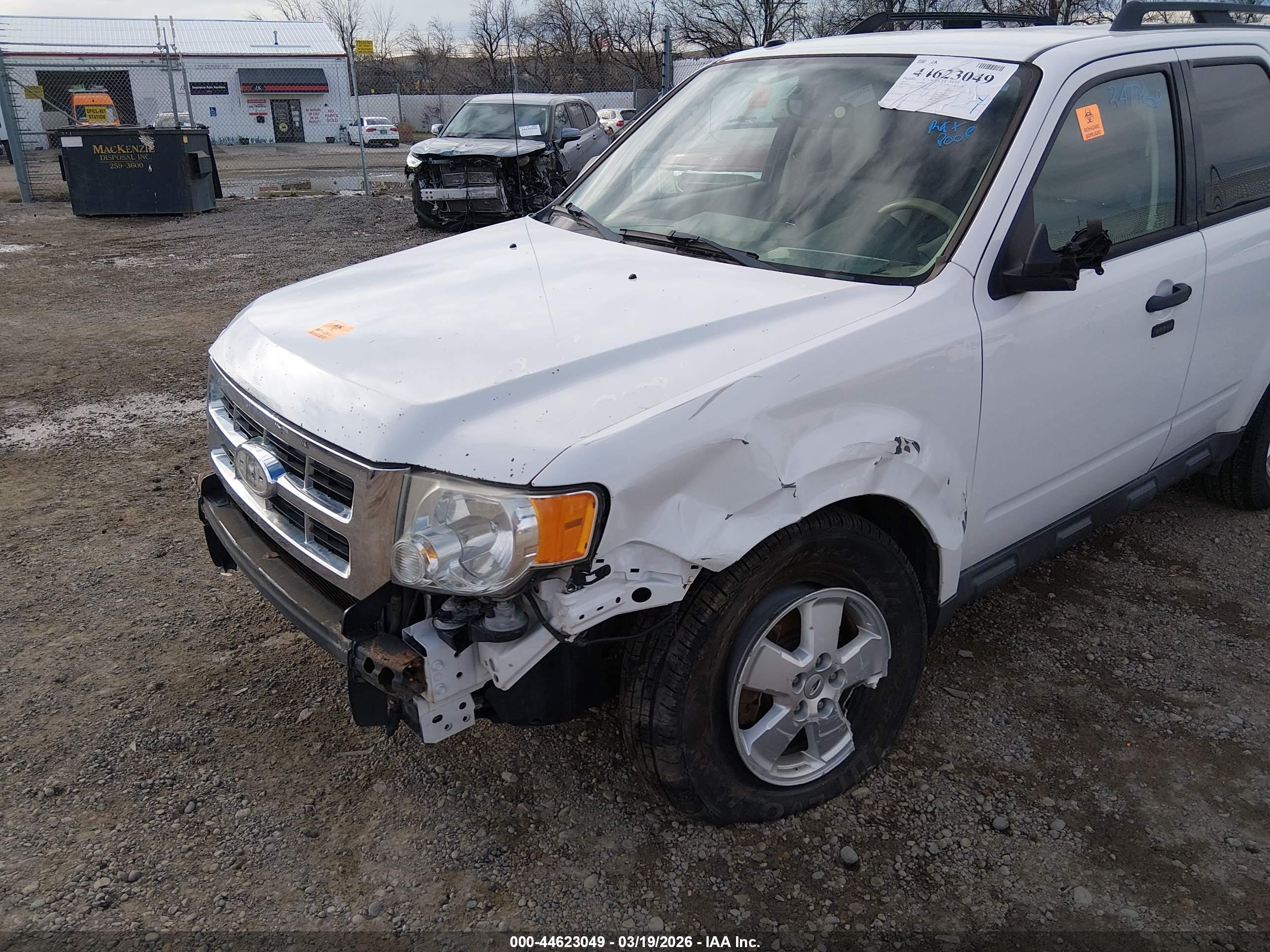 FORD ESCAPE image 6