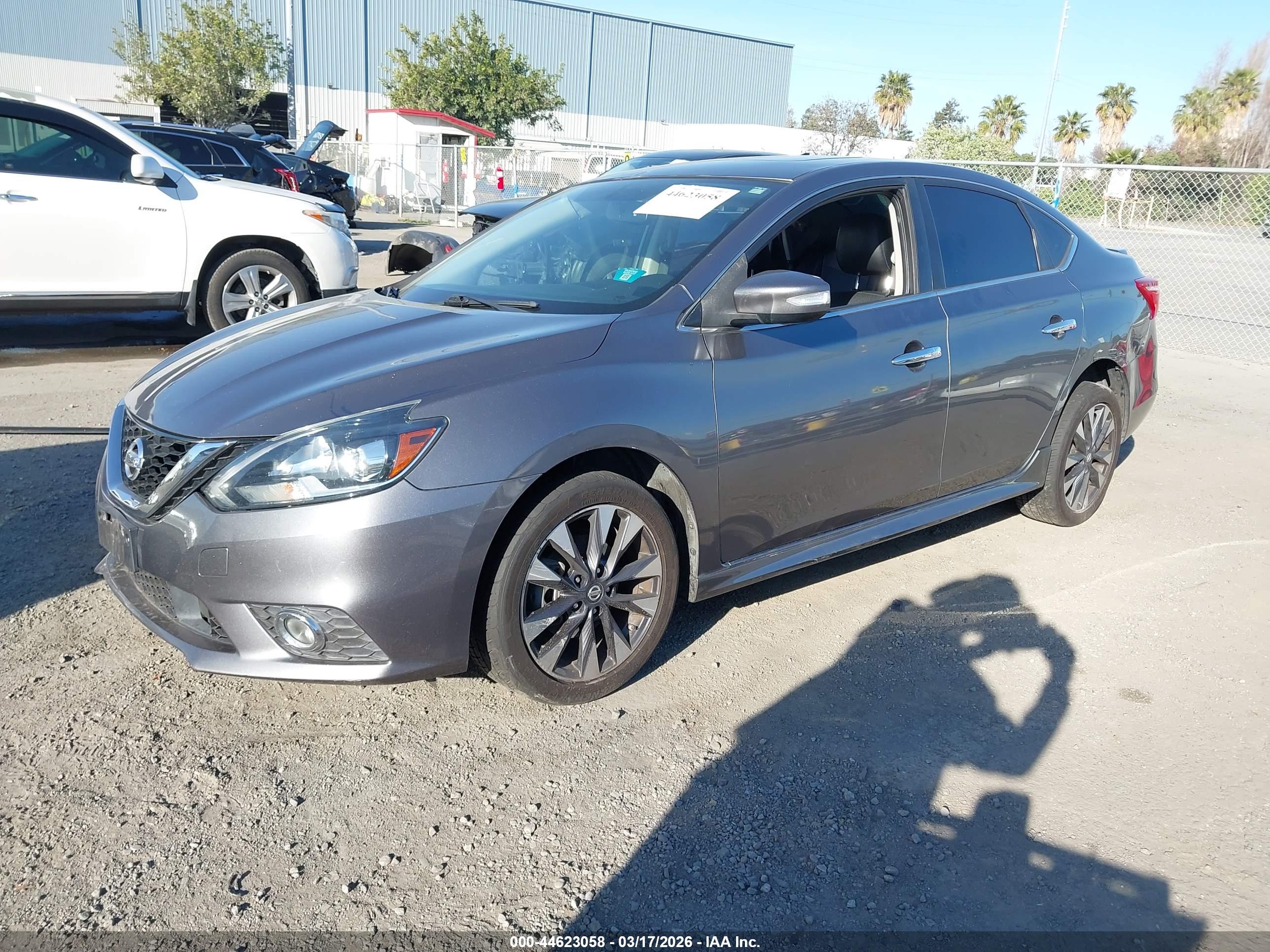 NISSAN SENTRA image 2