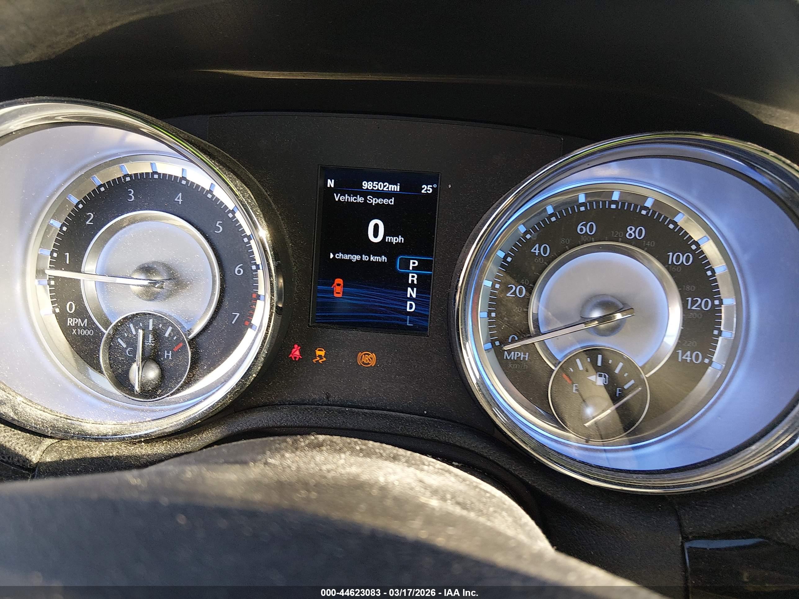 CHRYSLER 300 image 7