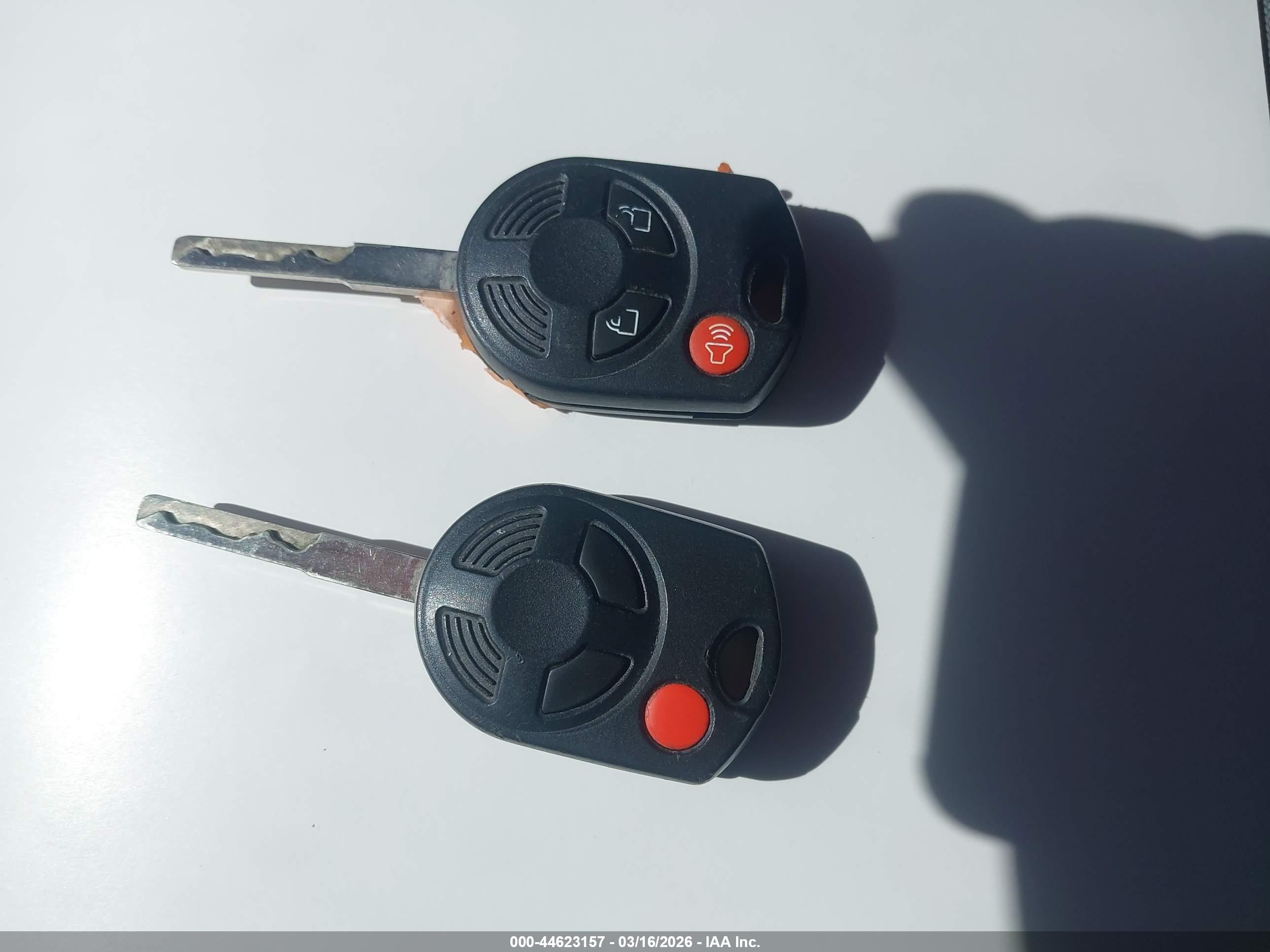 FORD ESCAPE image 11