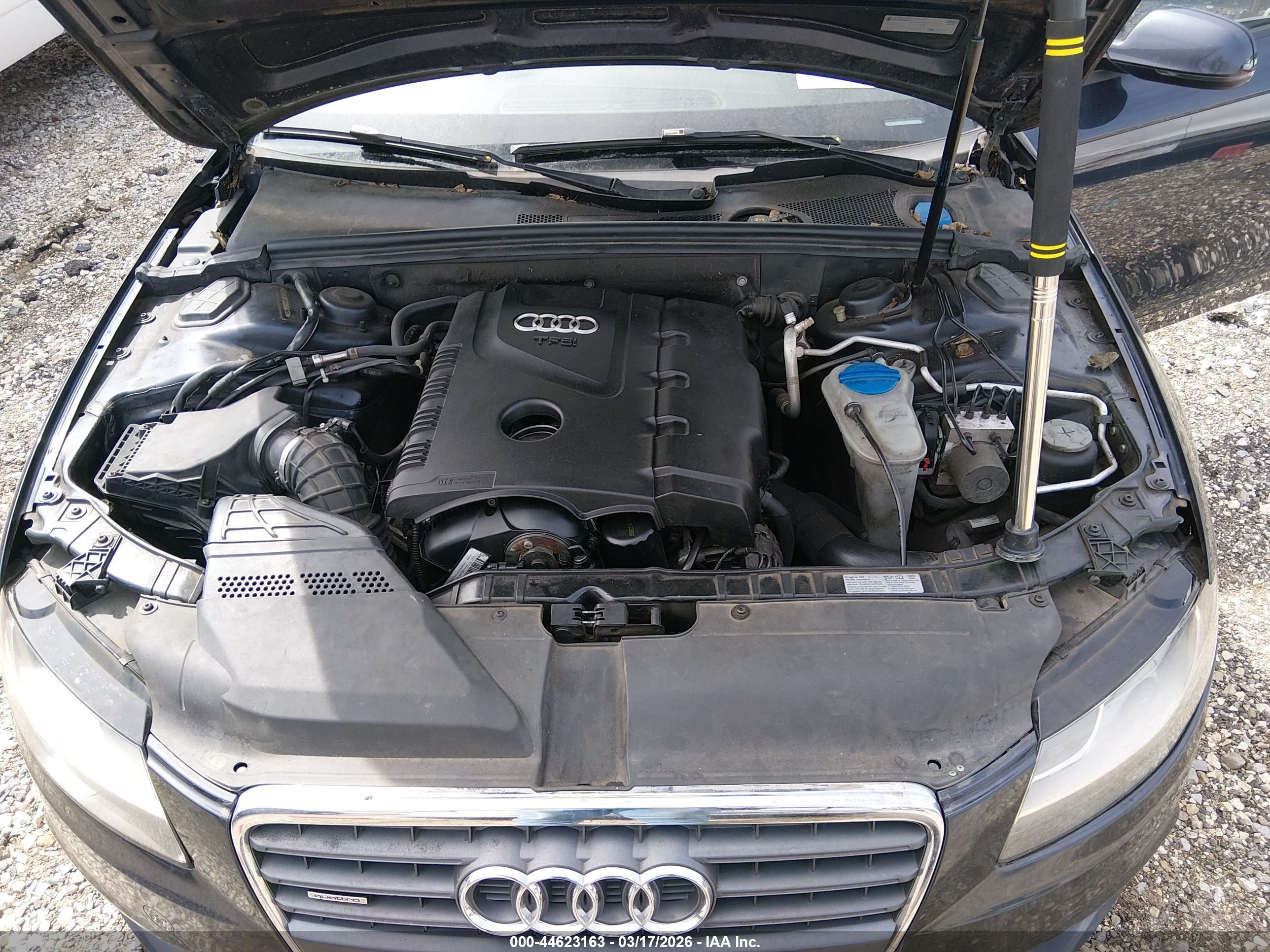 AUDI A4 image 10