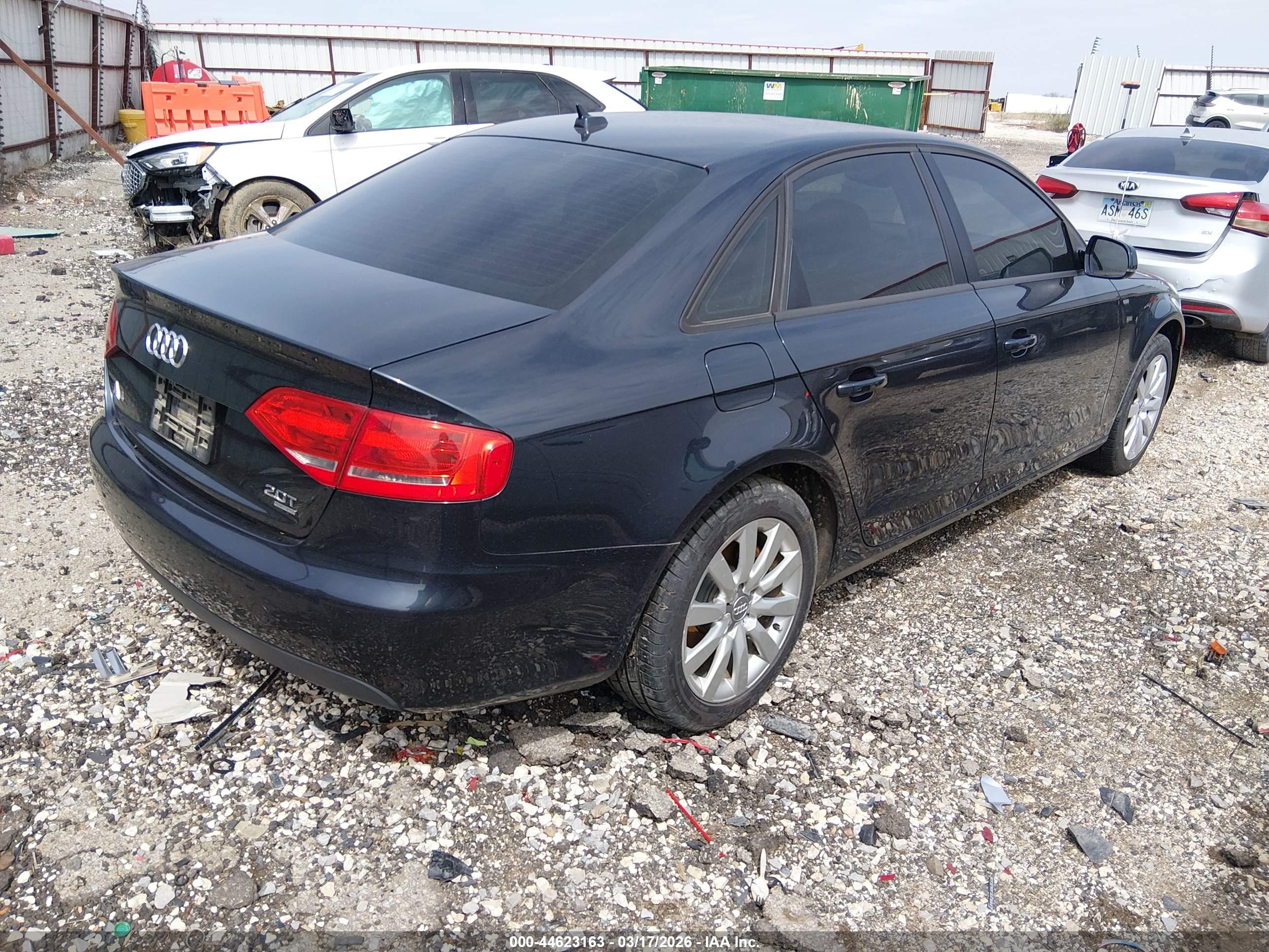 AUDI A4 image 4