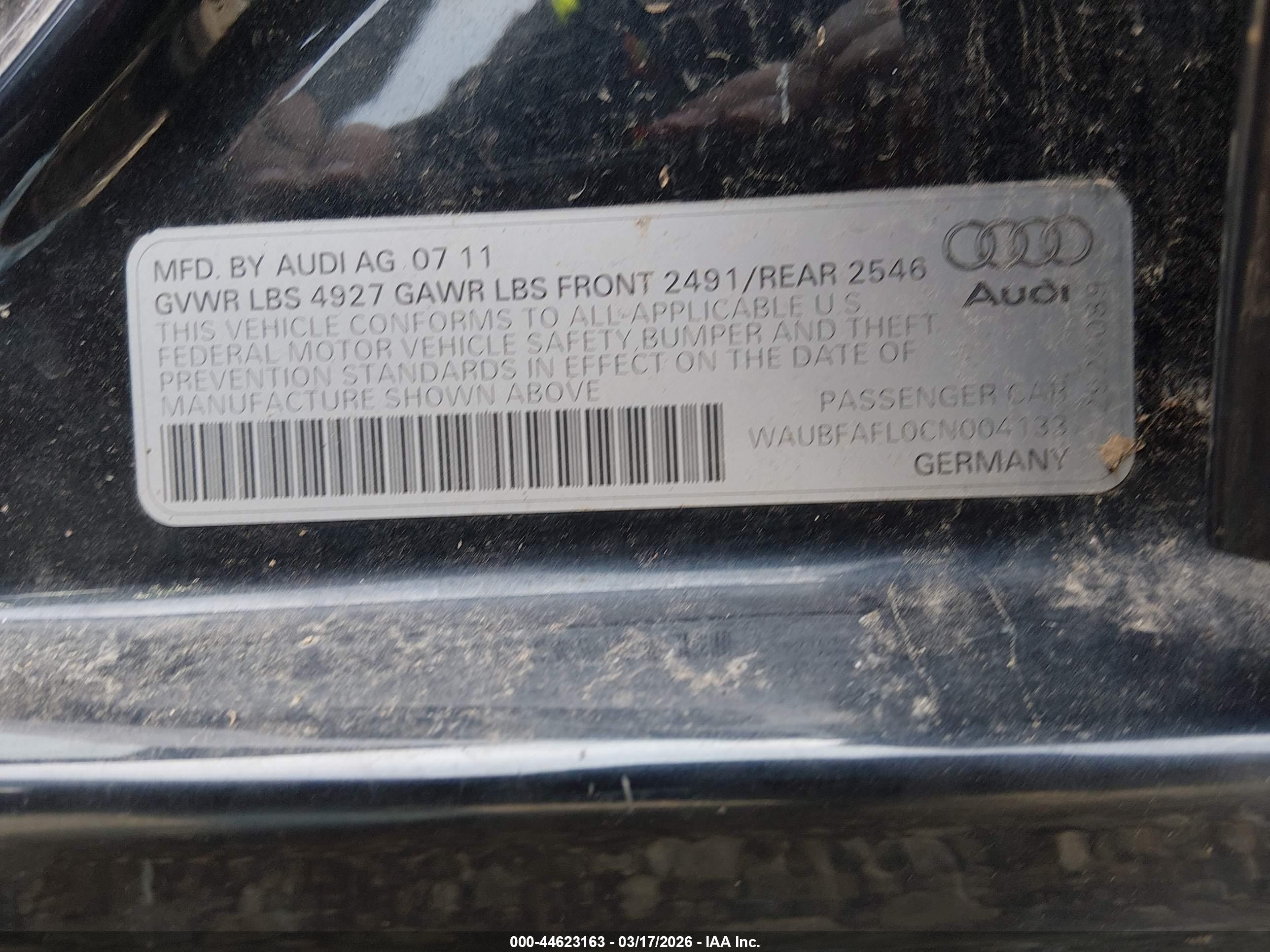 AUDI A4 image 9