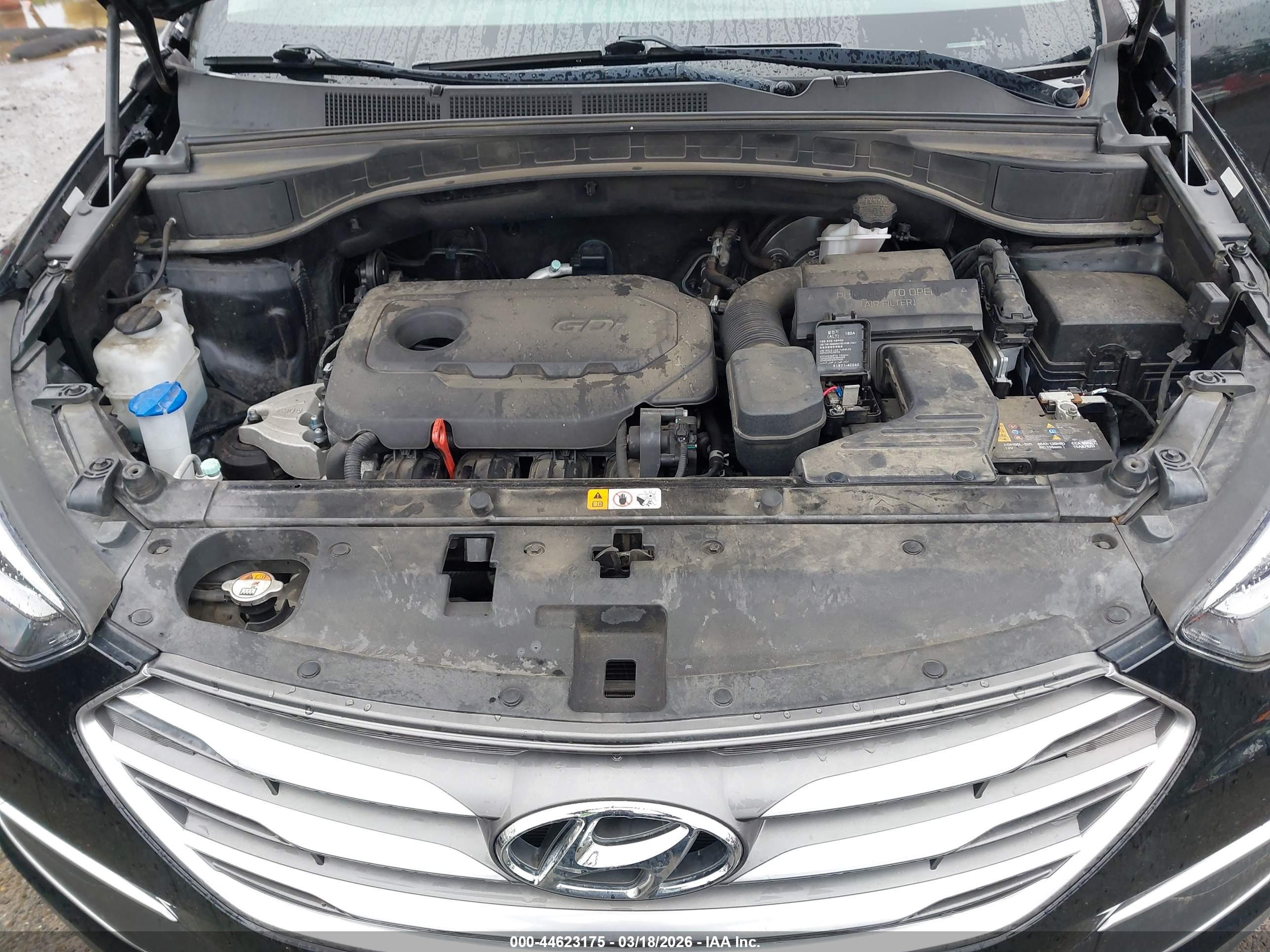 HYUNDAI SANTA image 10