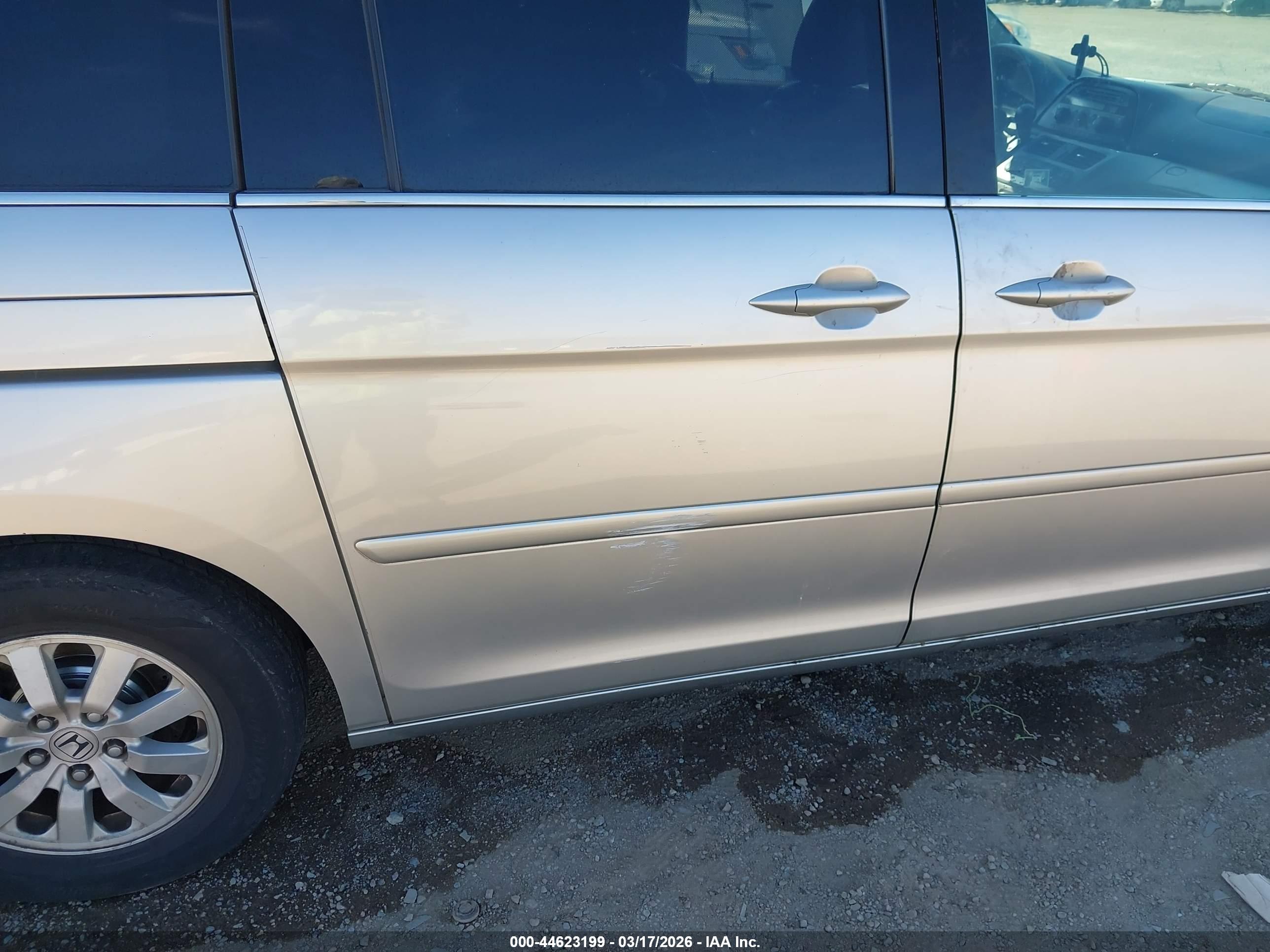 HONDA ODYSSEY image 6