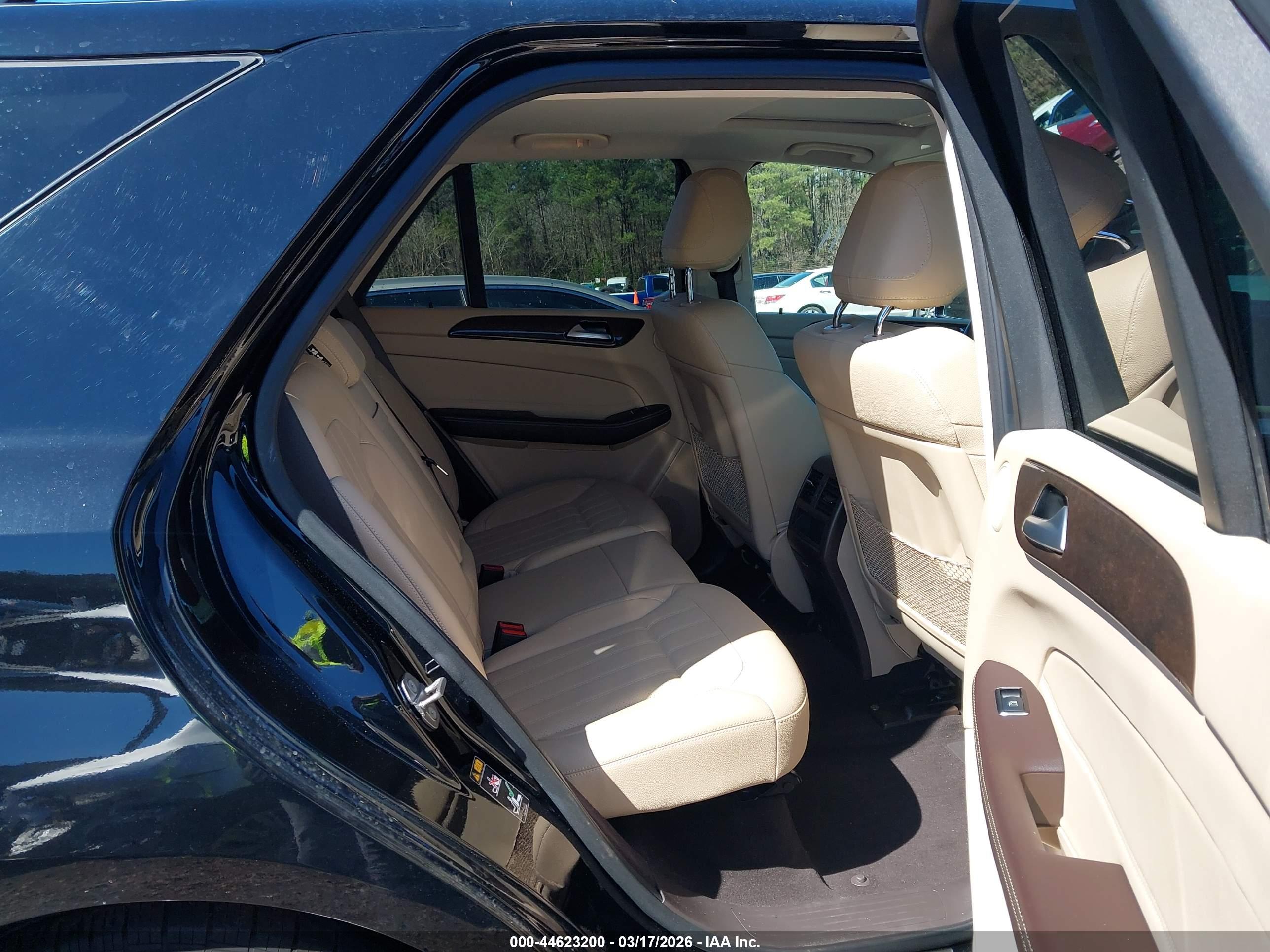 MERCEDES-BENZ GLE image 8