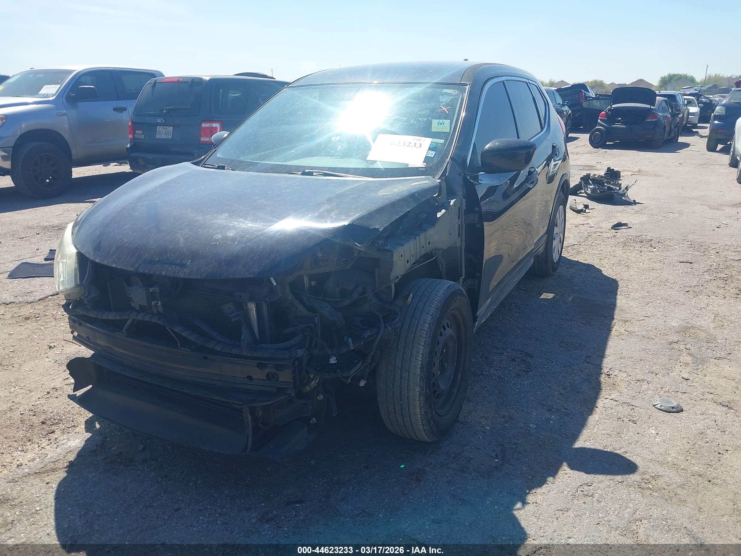 NISSAN ROGUE image 2