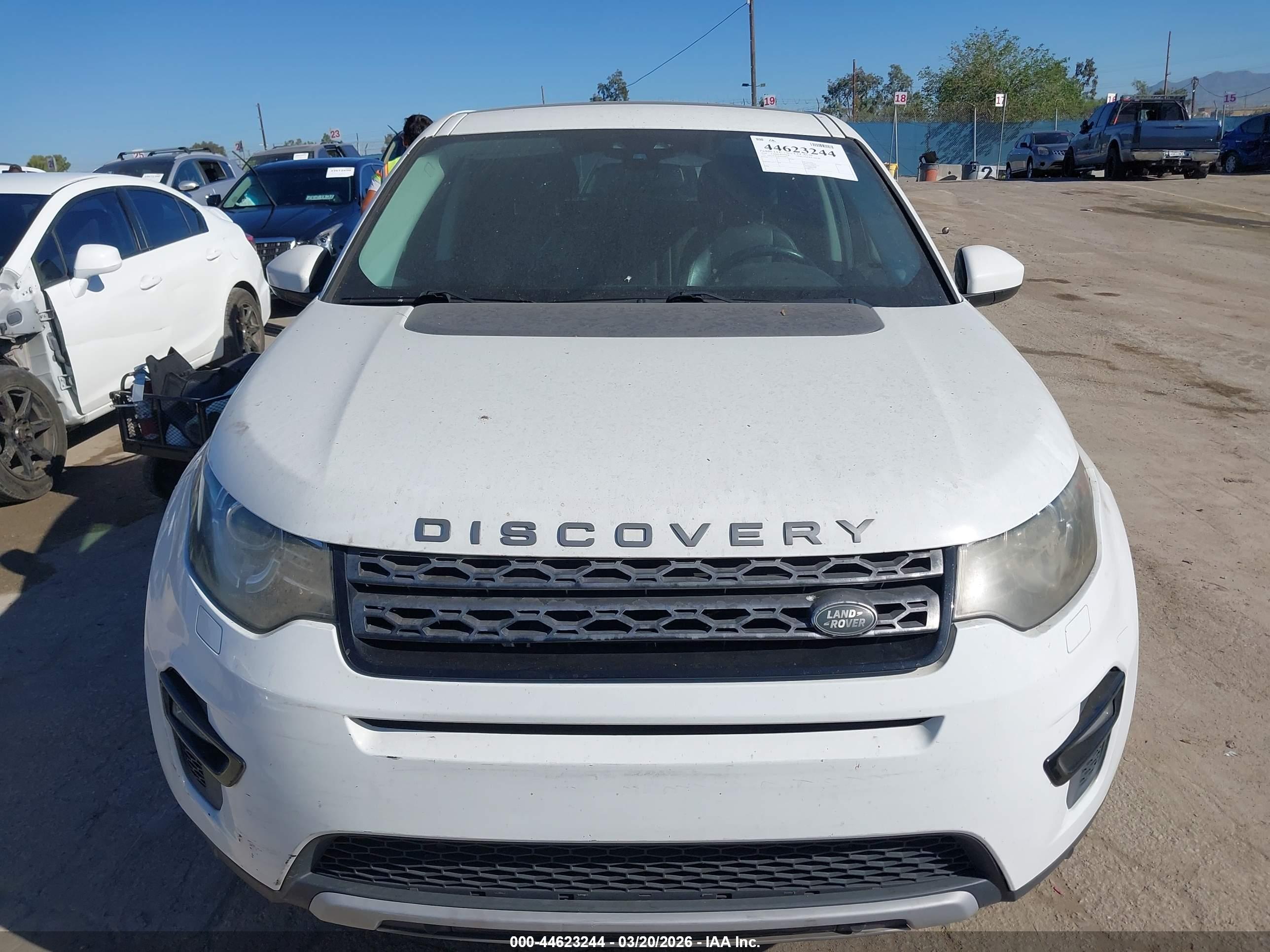 LAND ROVER image 6