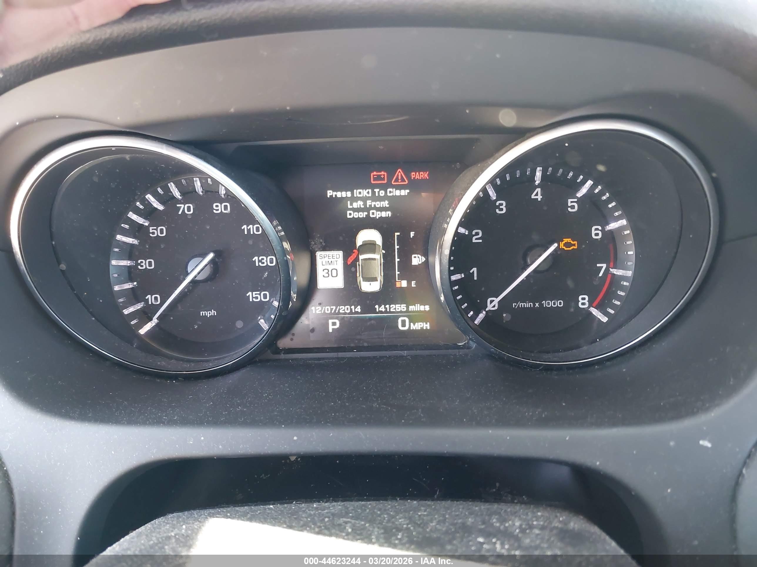 LAND ROVER image 7