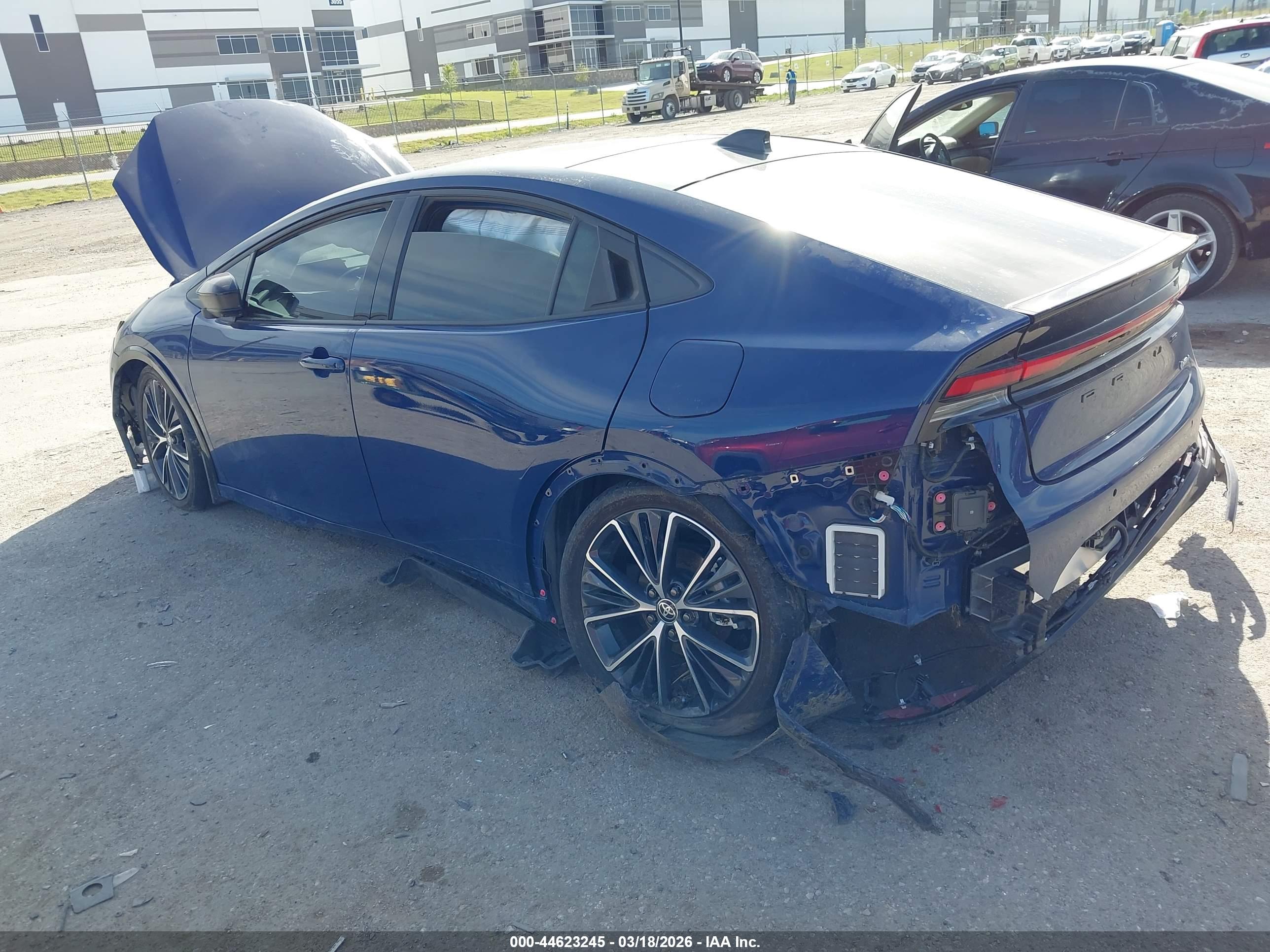 TOYOTA PRIUS image 3