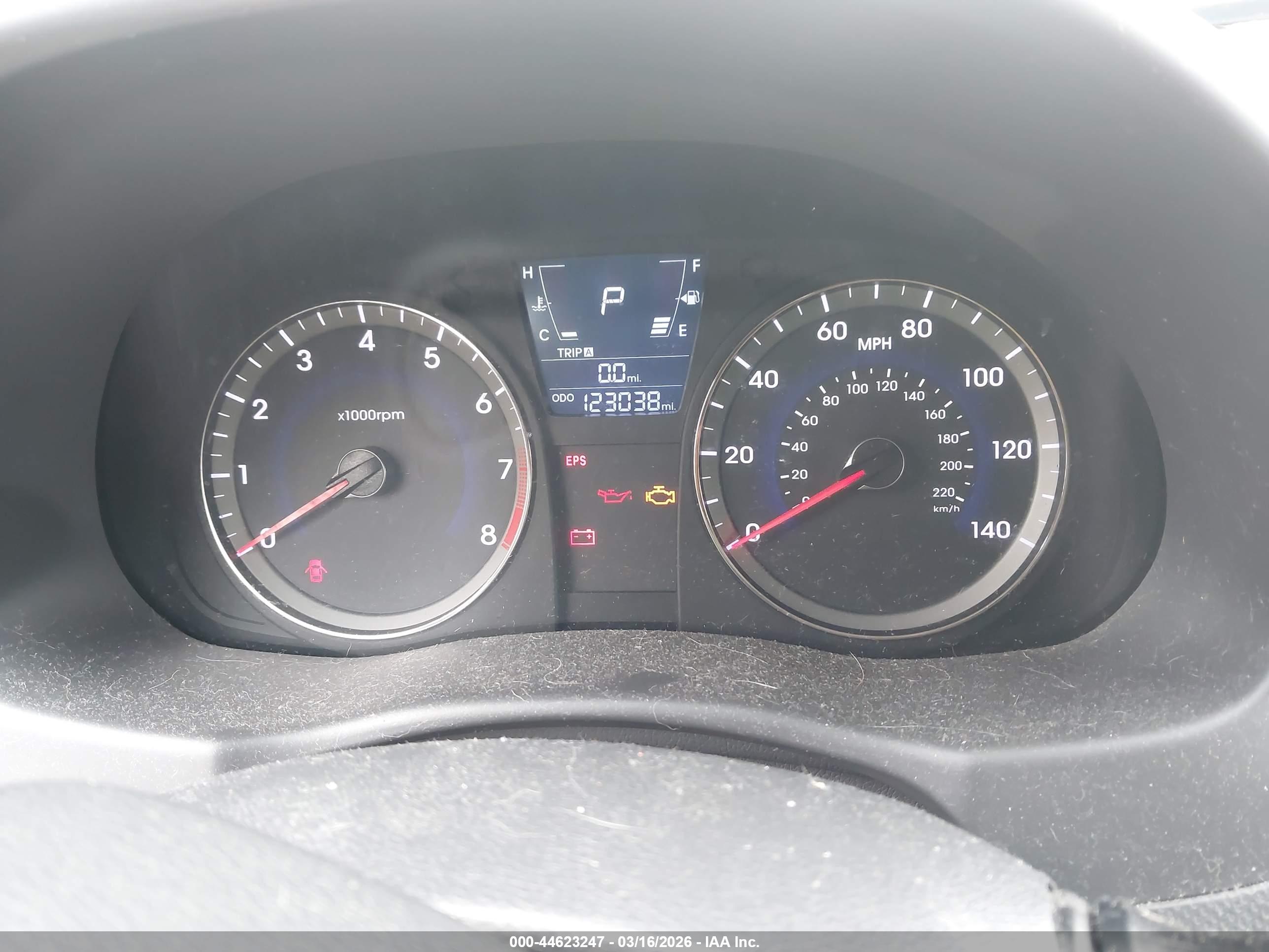 HYUNDAI ACCENT image 7