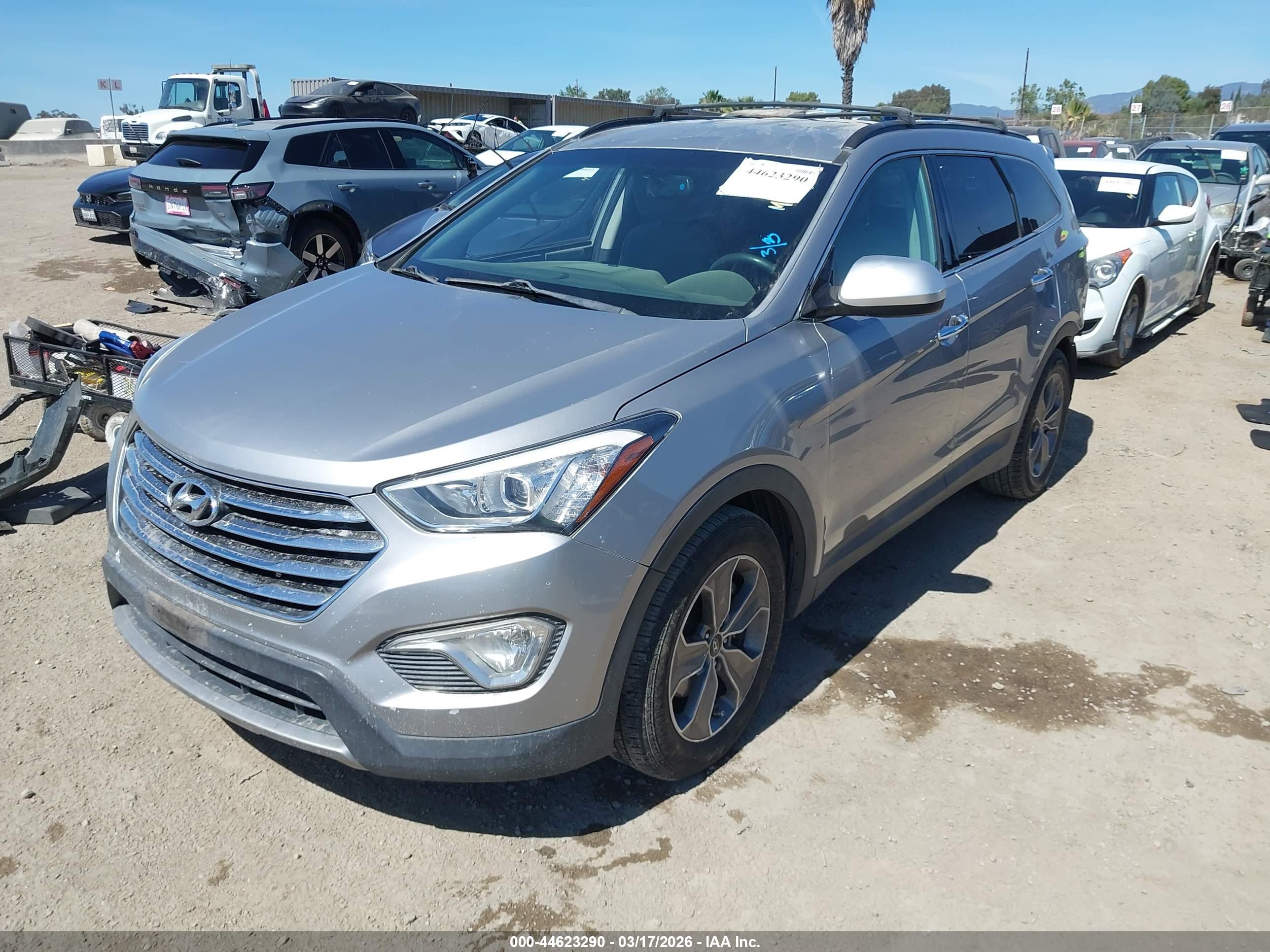 HYUNDAI SANTA image 2