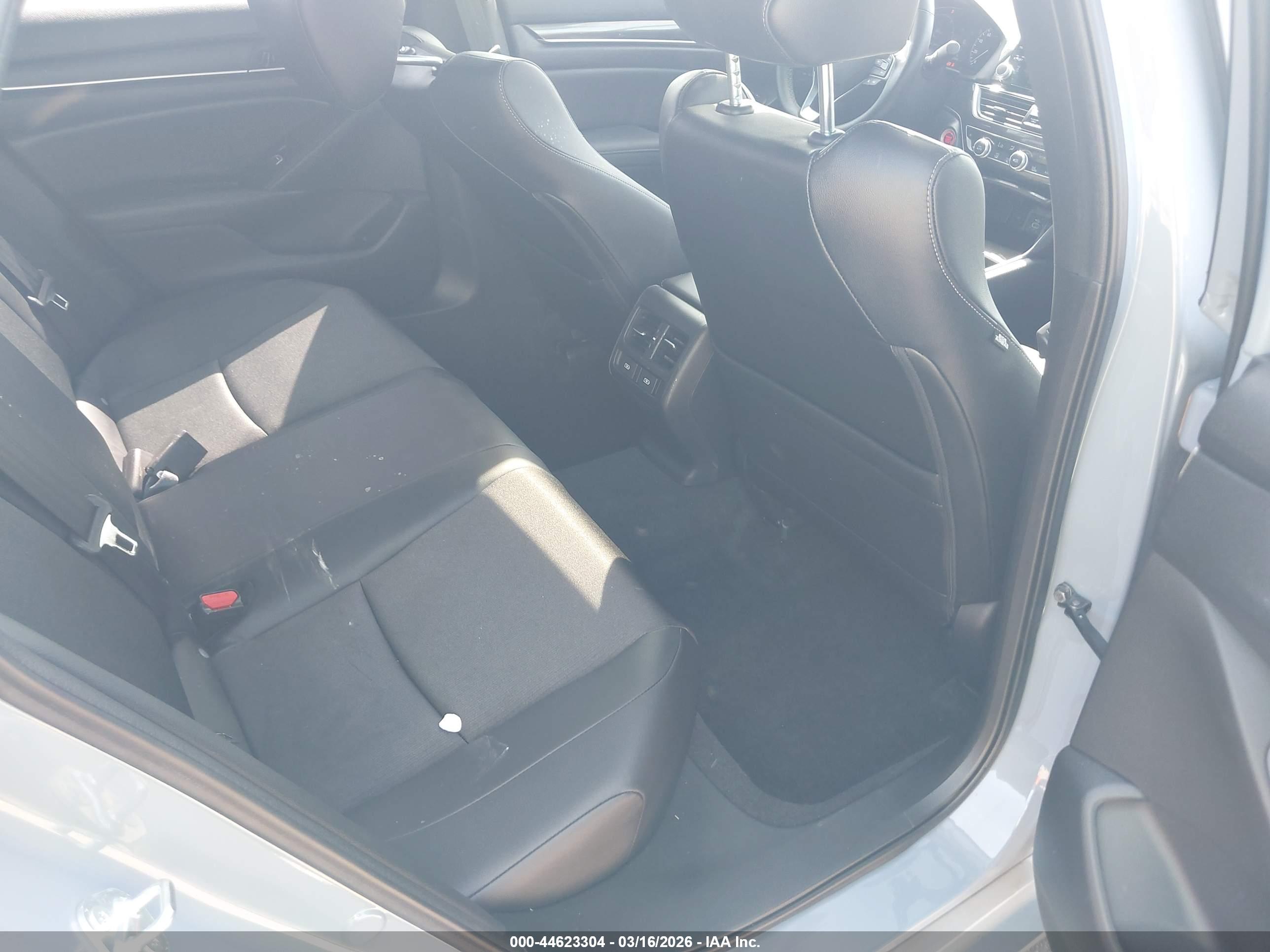 HONDA ACCORD image 8