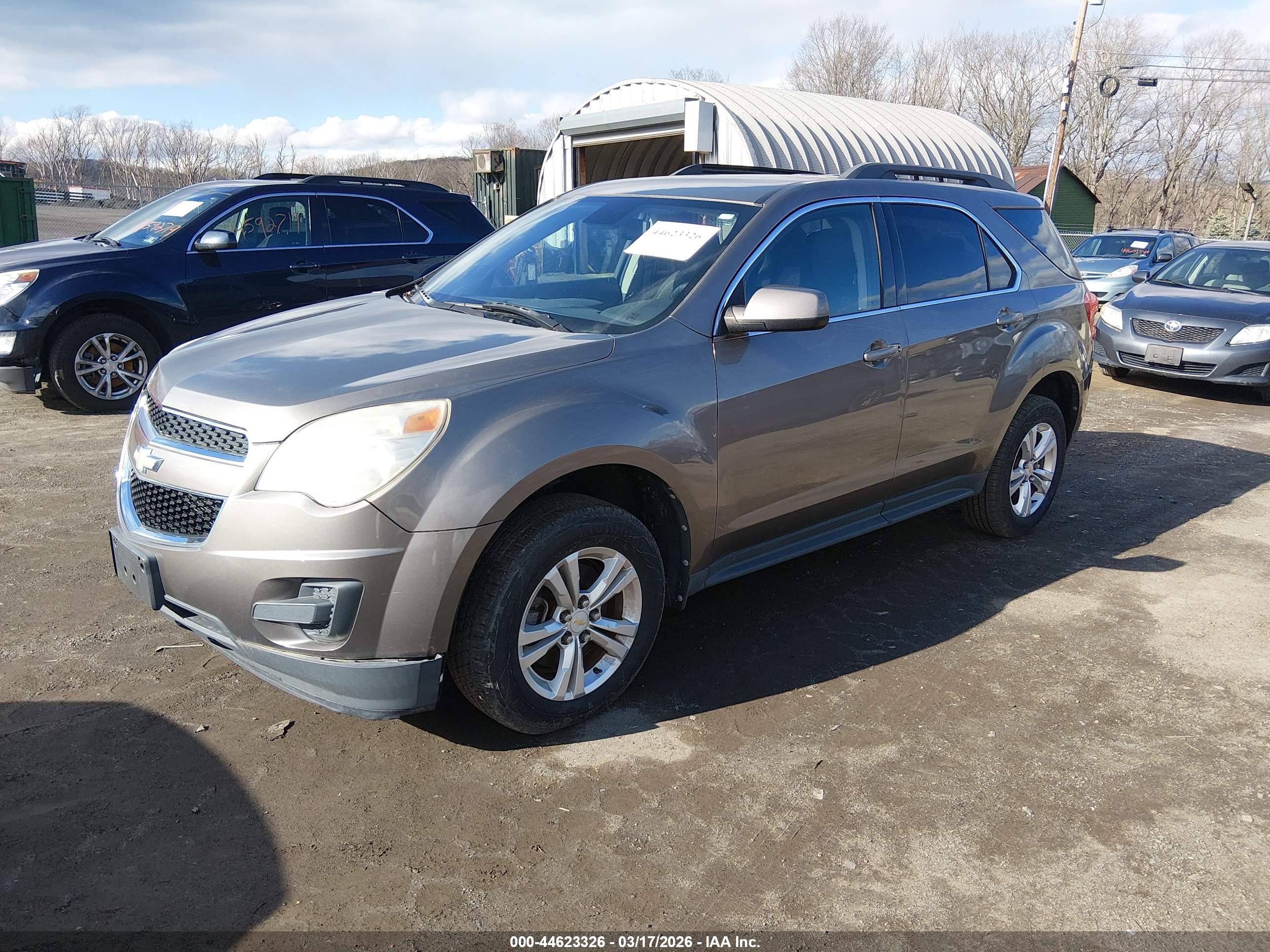 CHEVROLET EQUINOX image 2