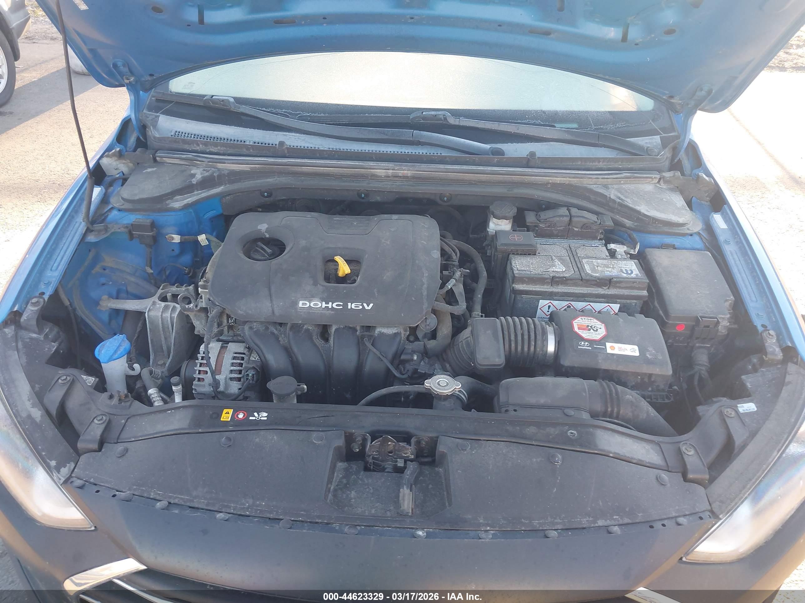HYUNDAI ELANTRA image 10