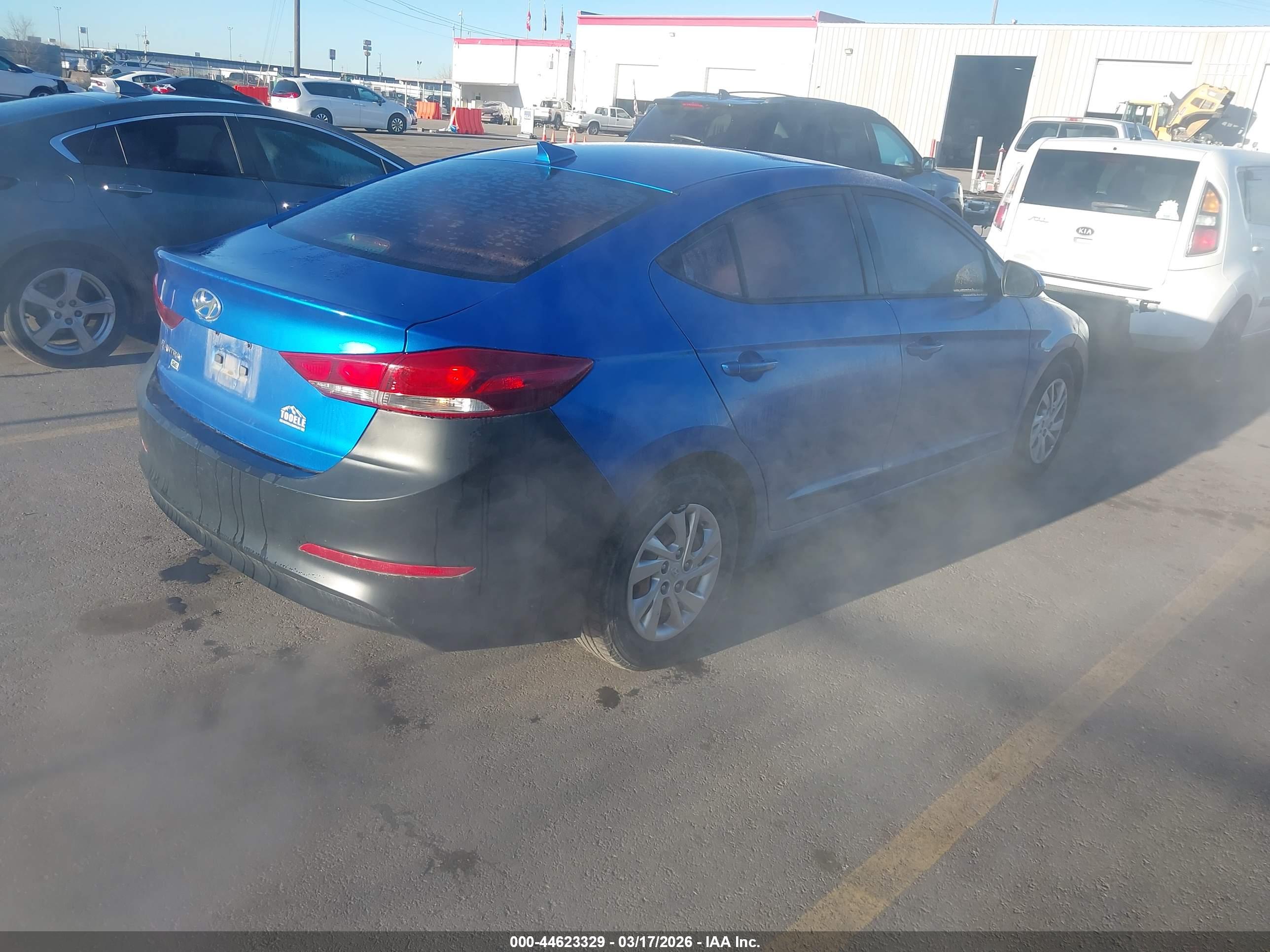 HYUNDAI ELANTRA image 4