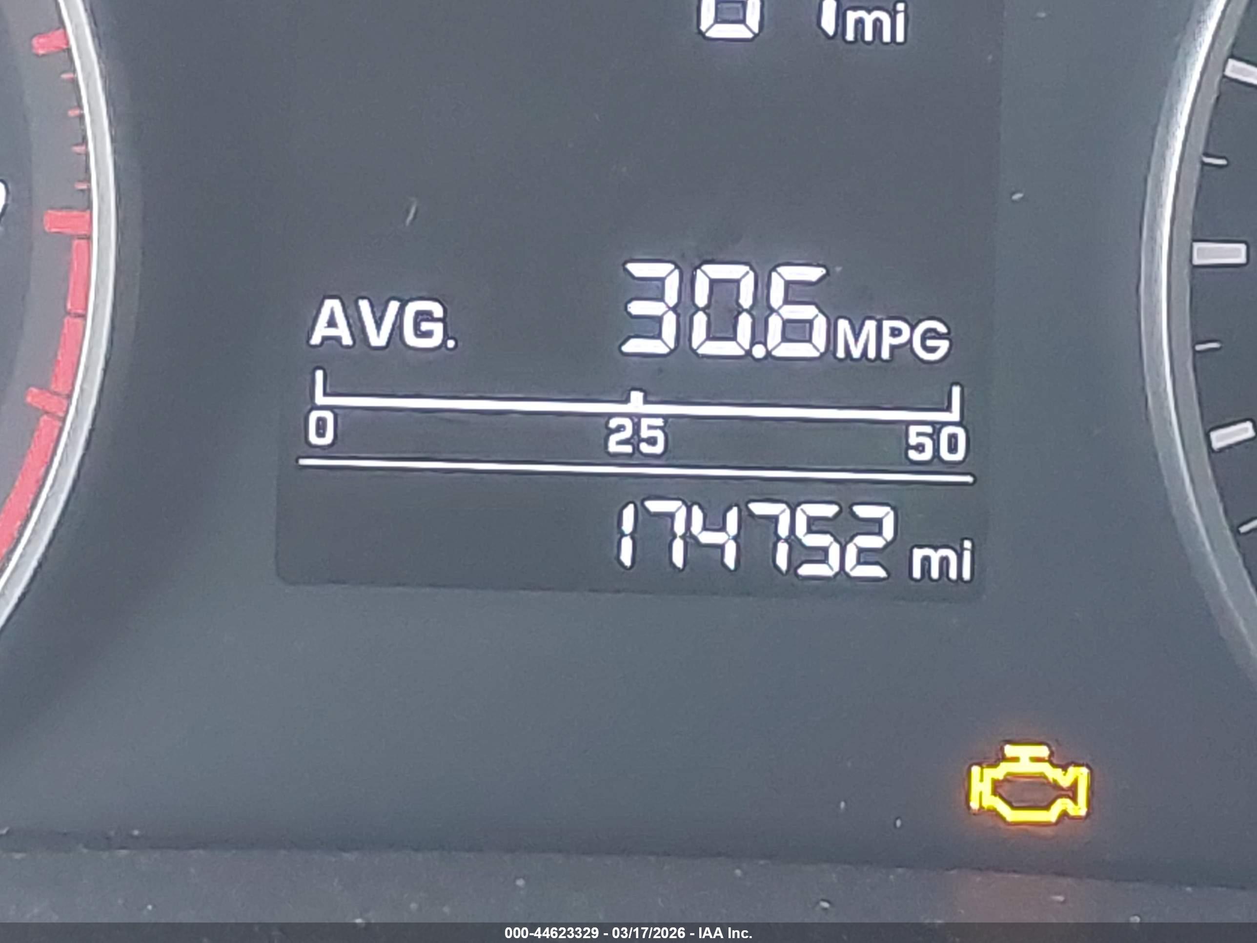 HYUNDAI ELANTRA image 7