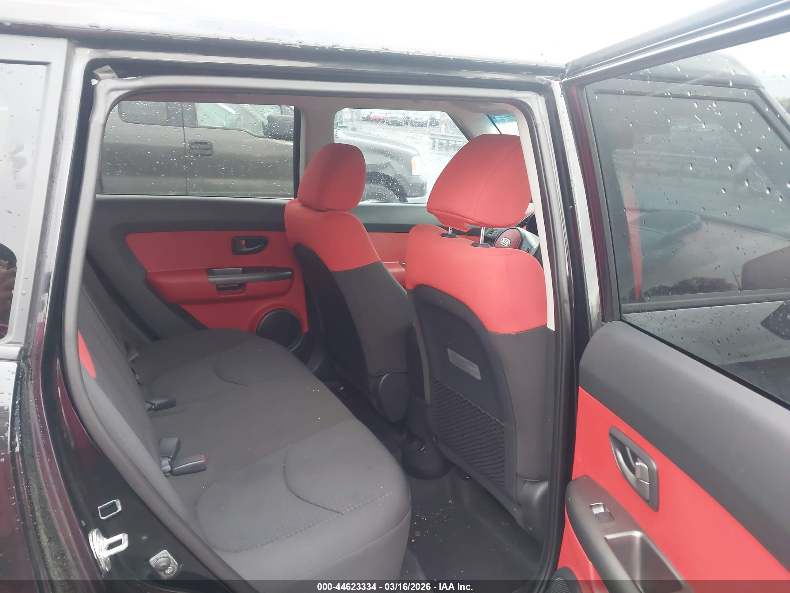 KIA SOUL image 8