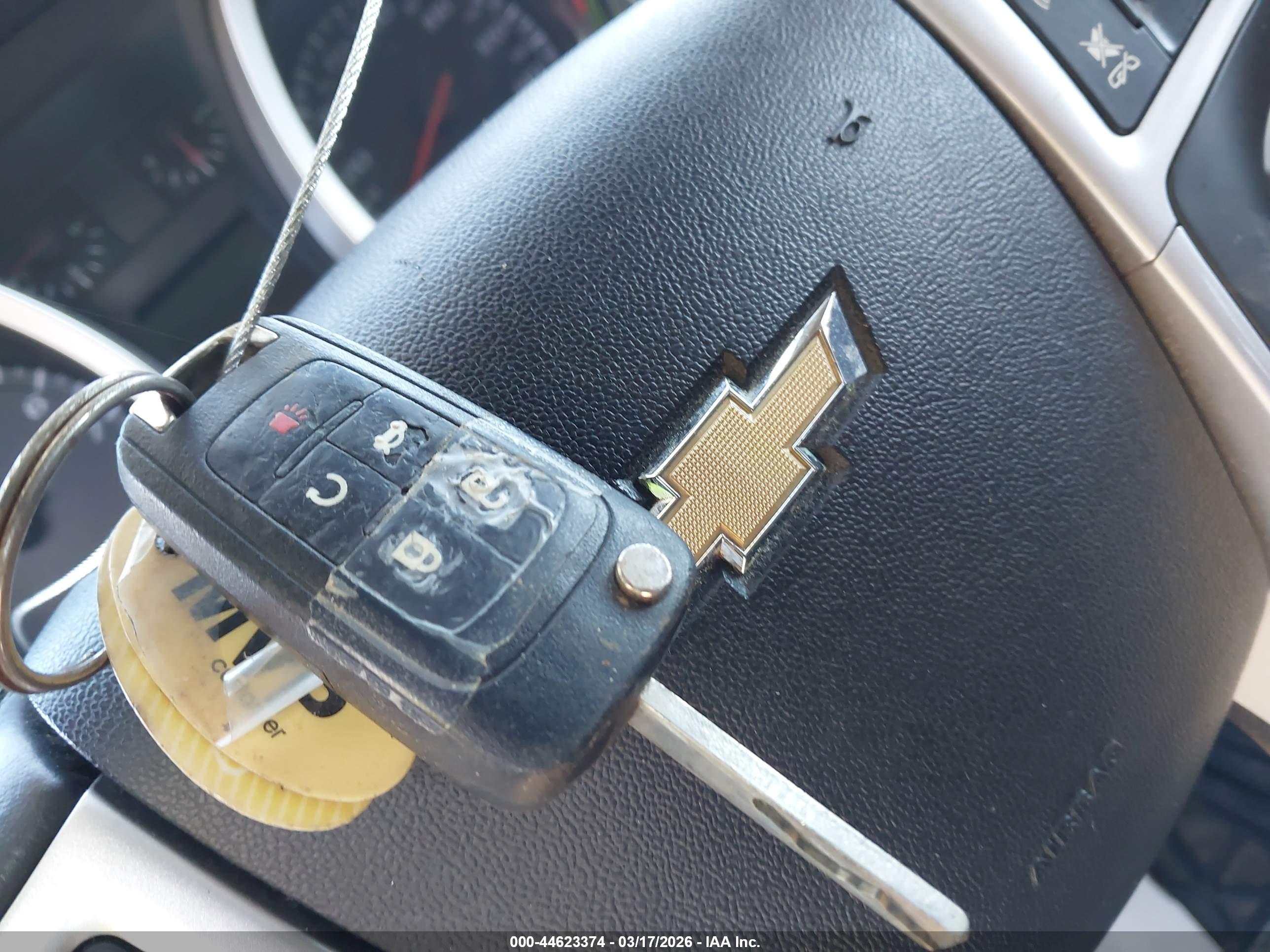 CHEVROLET EQUINOX image 11