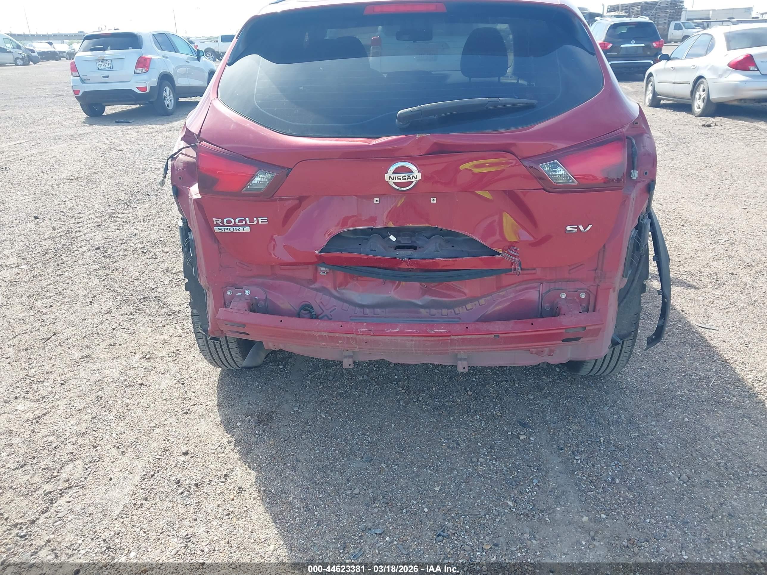 NISSAN ROGUE image 6