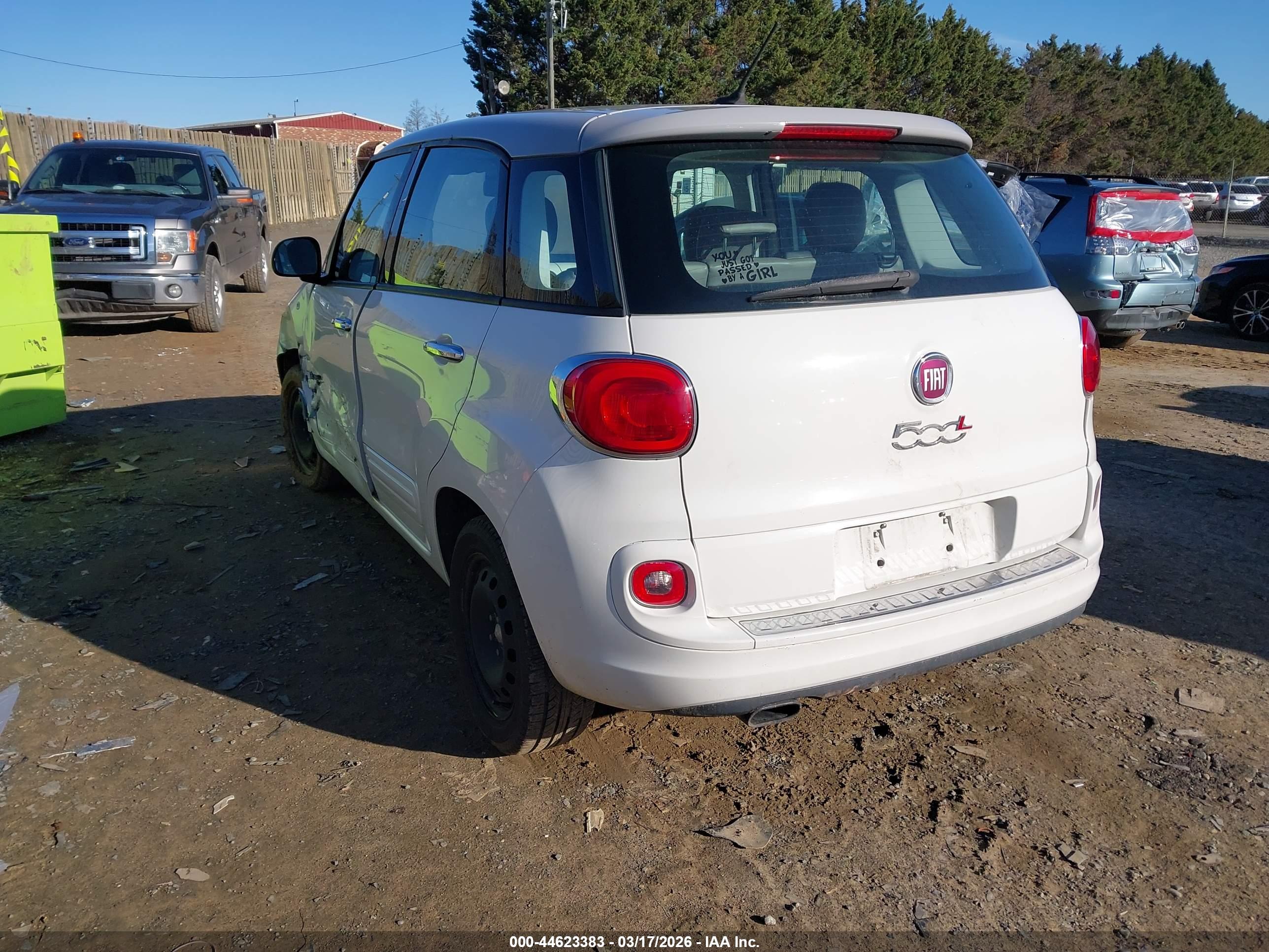 FIAT 500L image 3