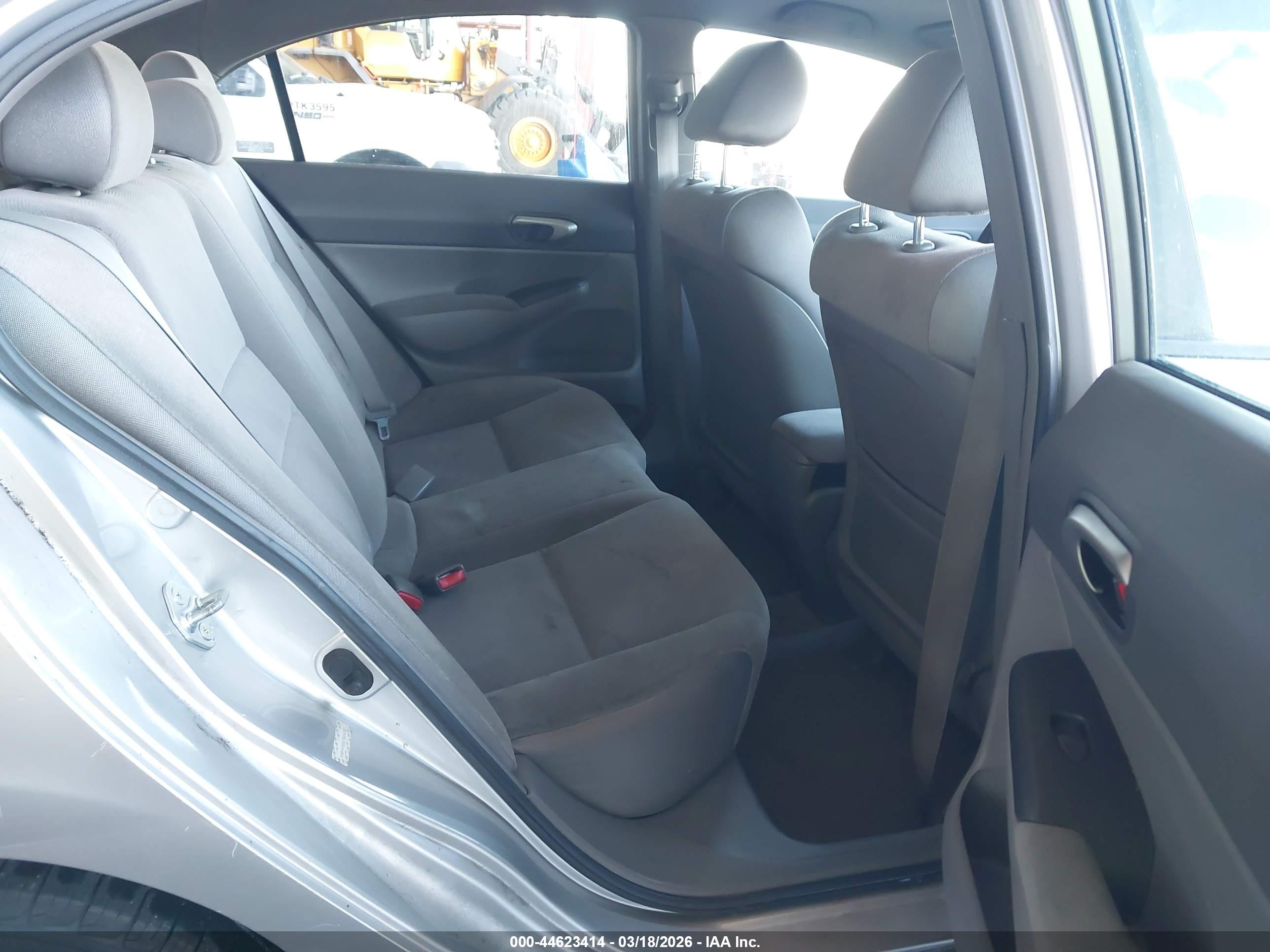 HONDA CIVIC image 8