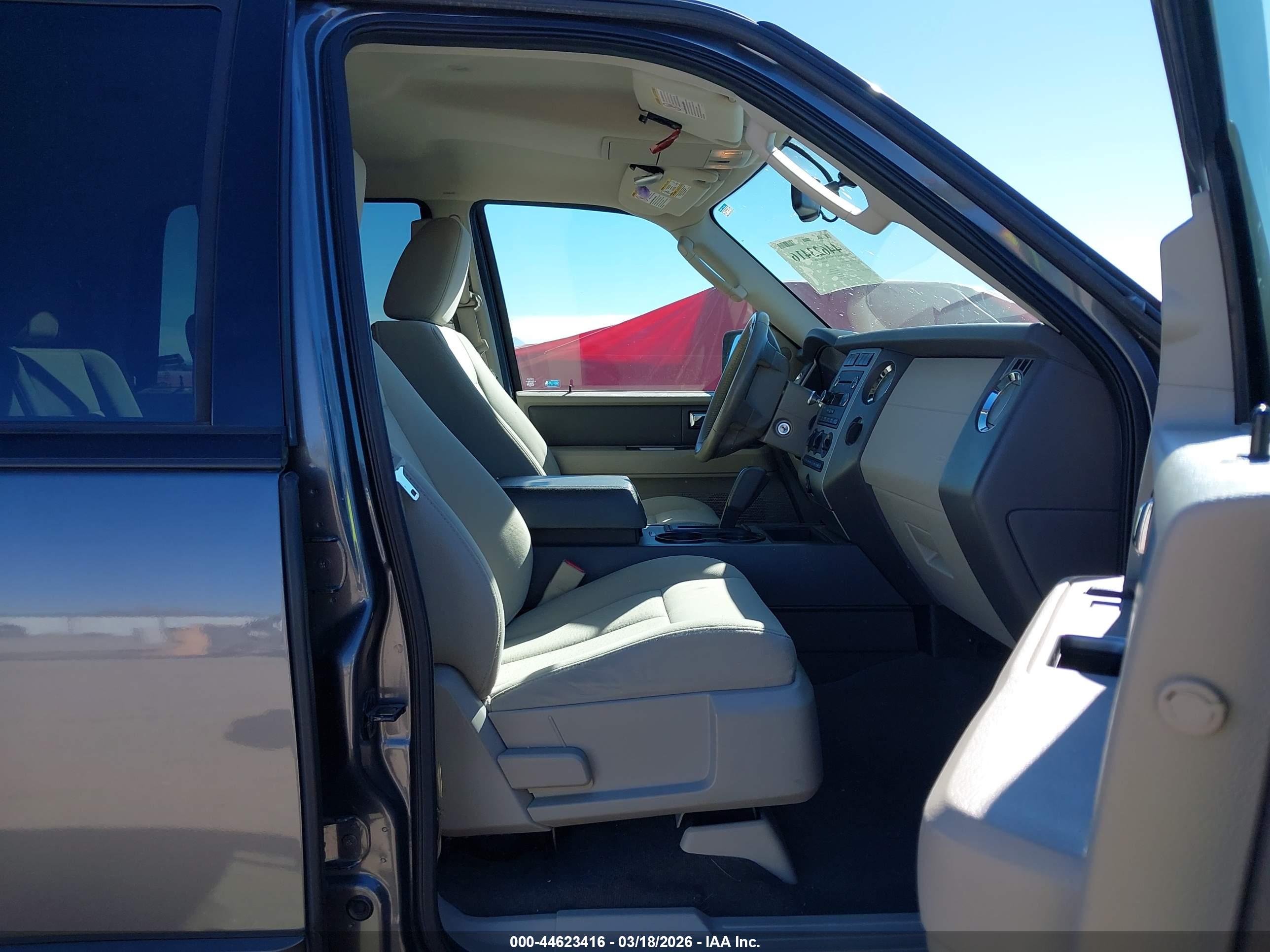 FORD EXPEDITION image 5