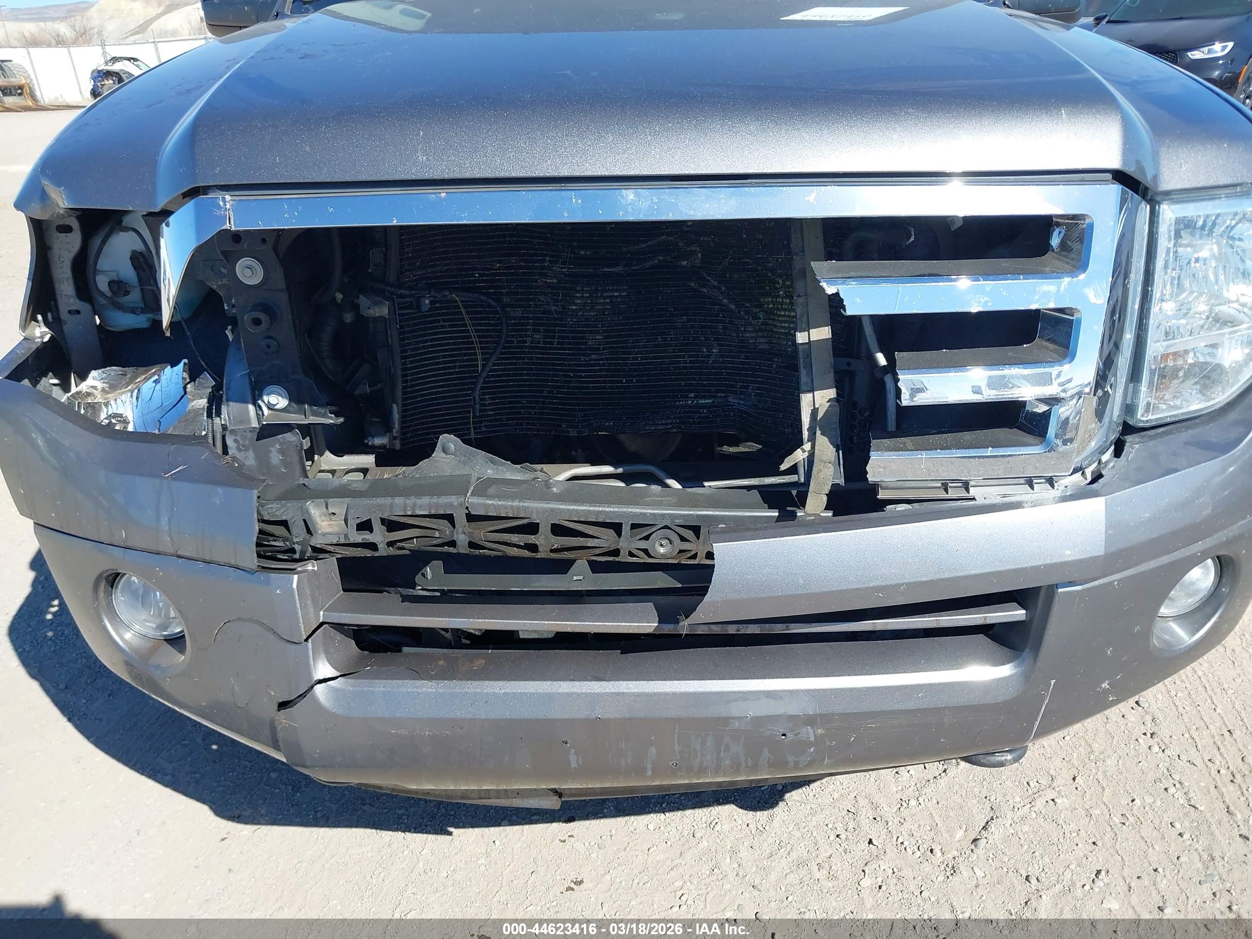 FORD EXPEDITION image 6