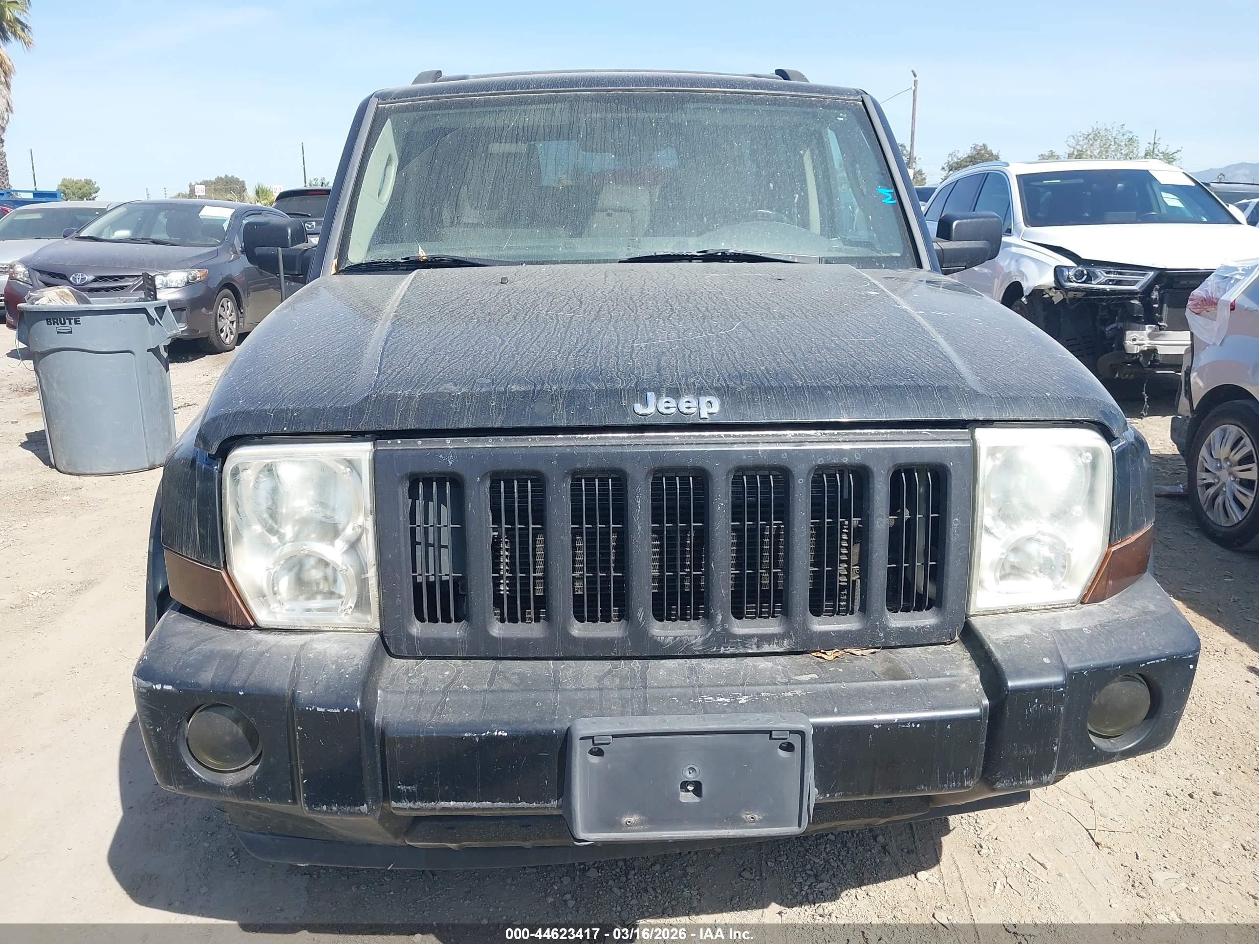 JEEP COMMANDER image 6