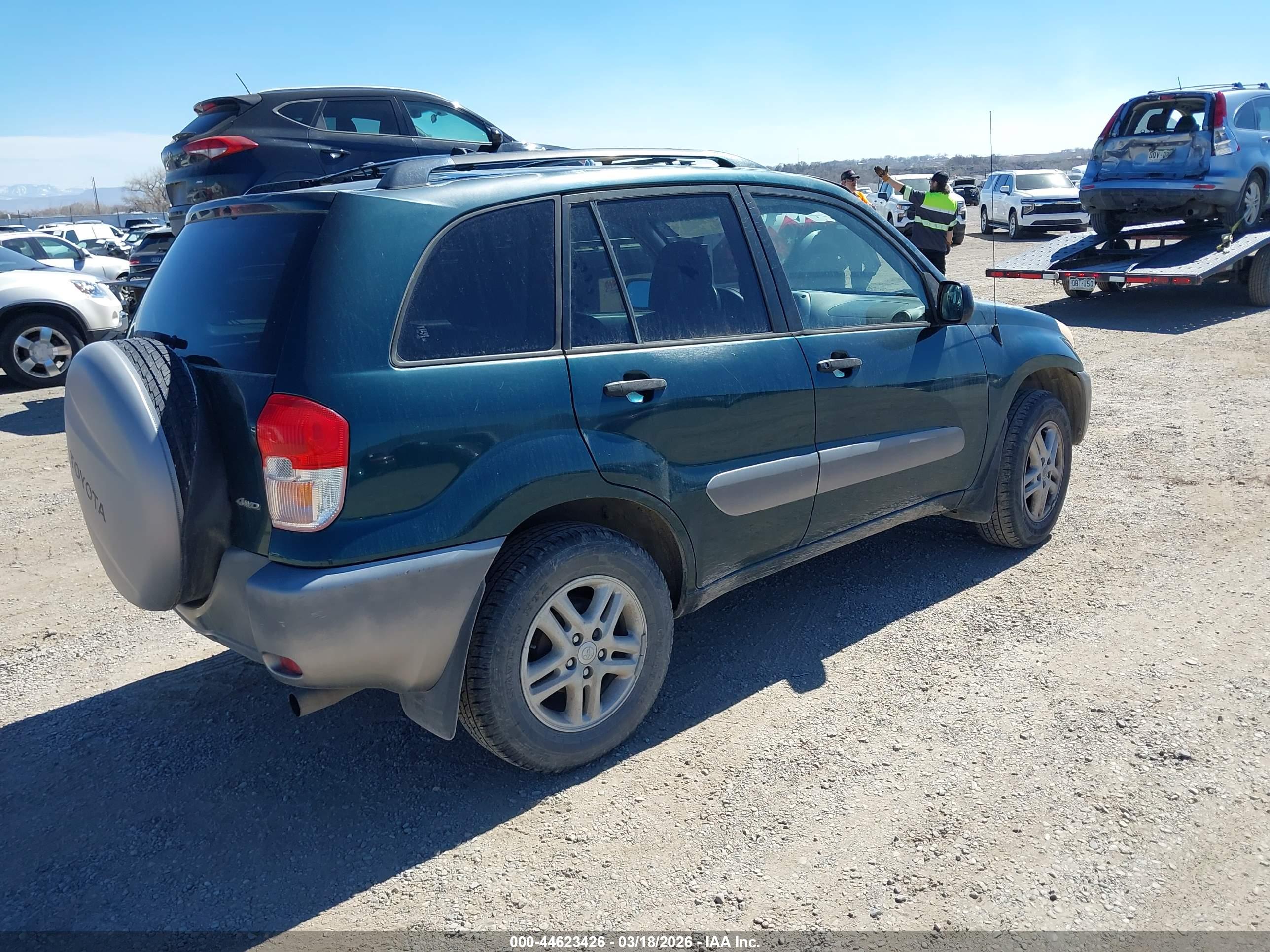 TOYOTA RAV4 image 4