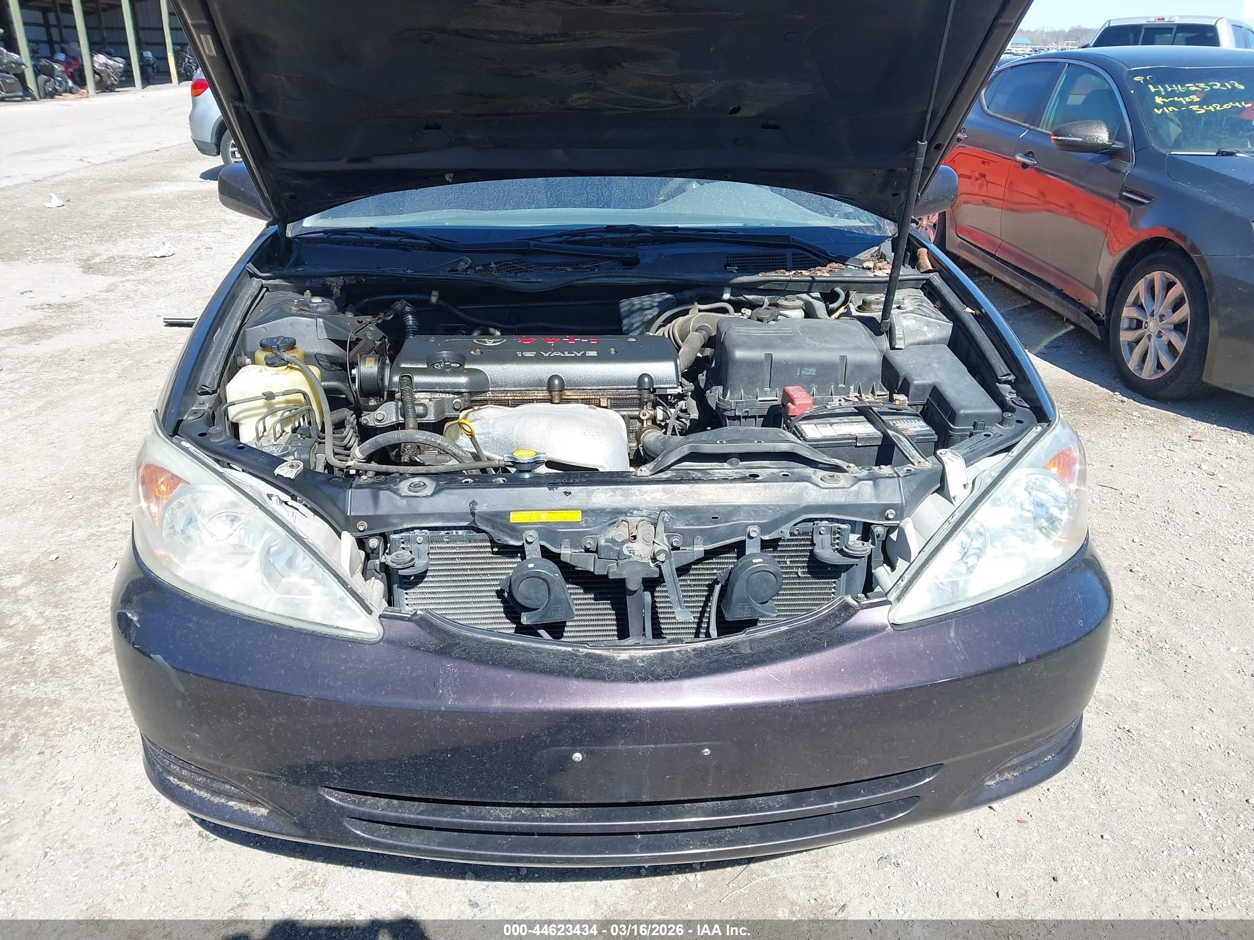 TOYOTA CAMRY image 10