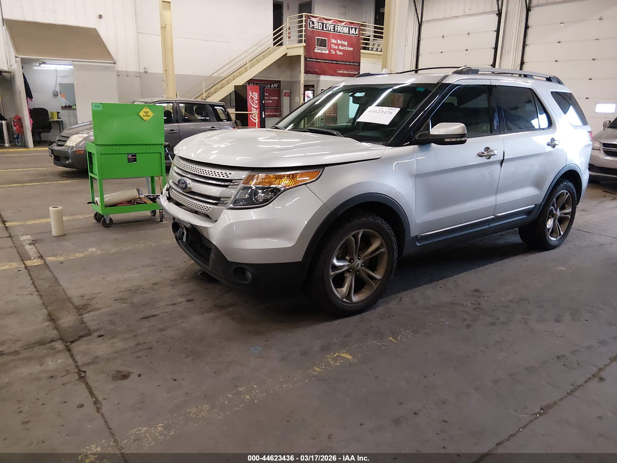 FORD EXPLORER image 2