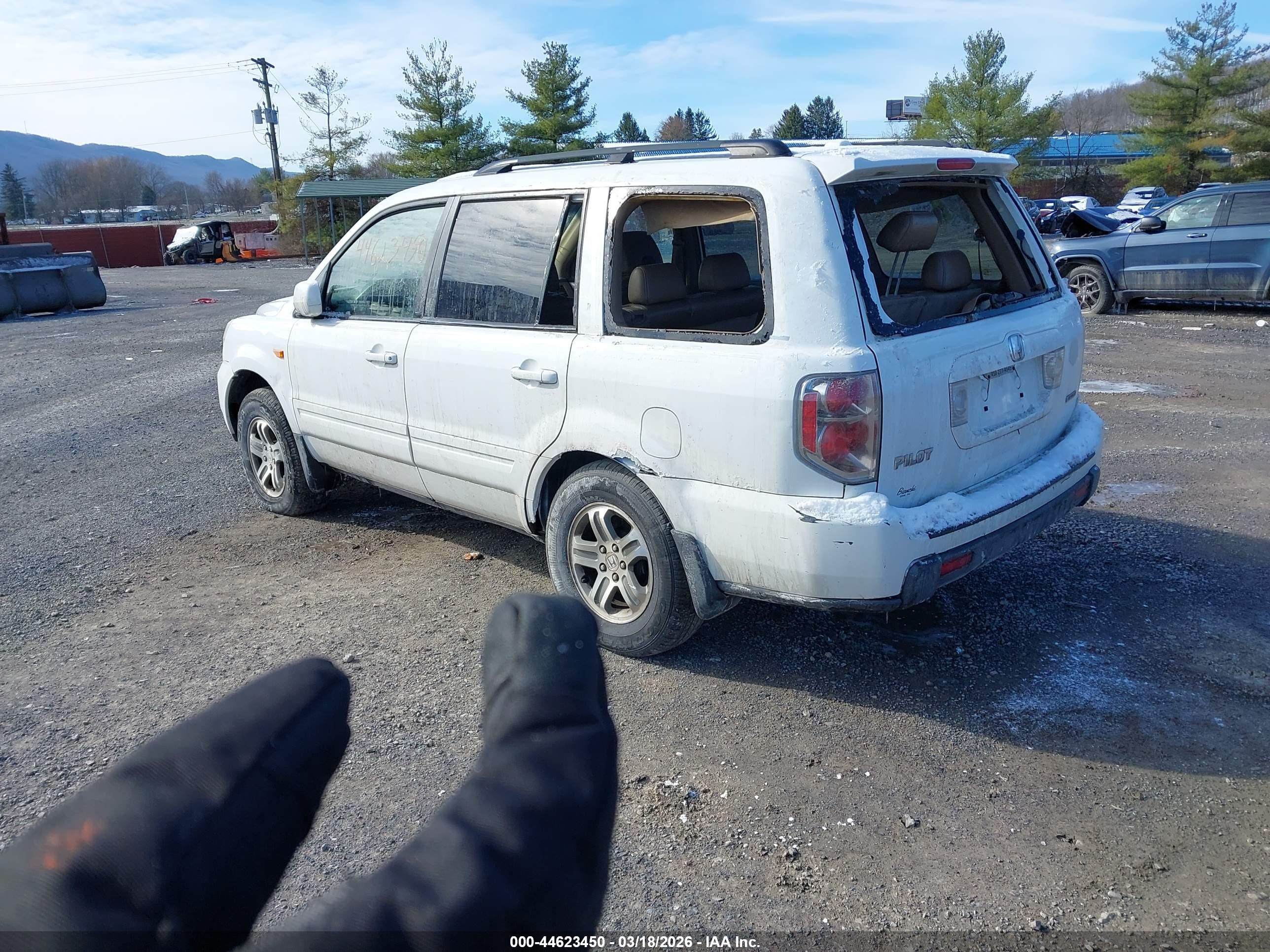 HONDA PILOT image 3