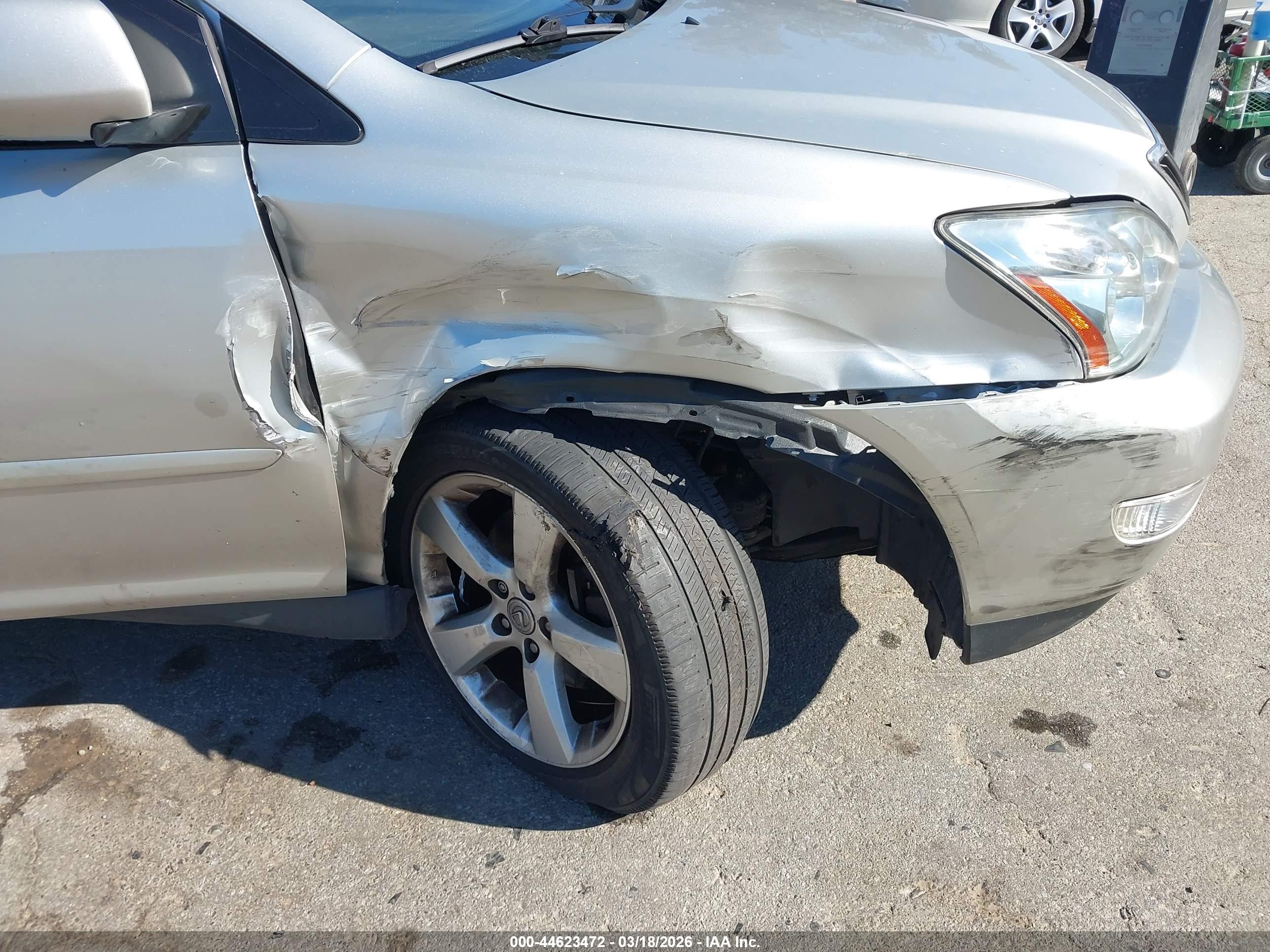 LEXUS RX image 6