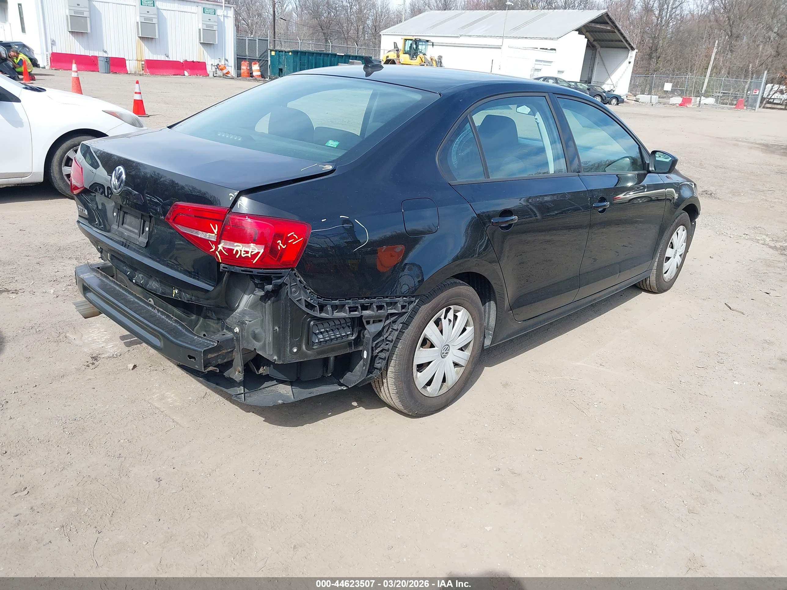 VOLKSWAGEN JETTA image 4