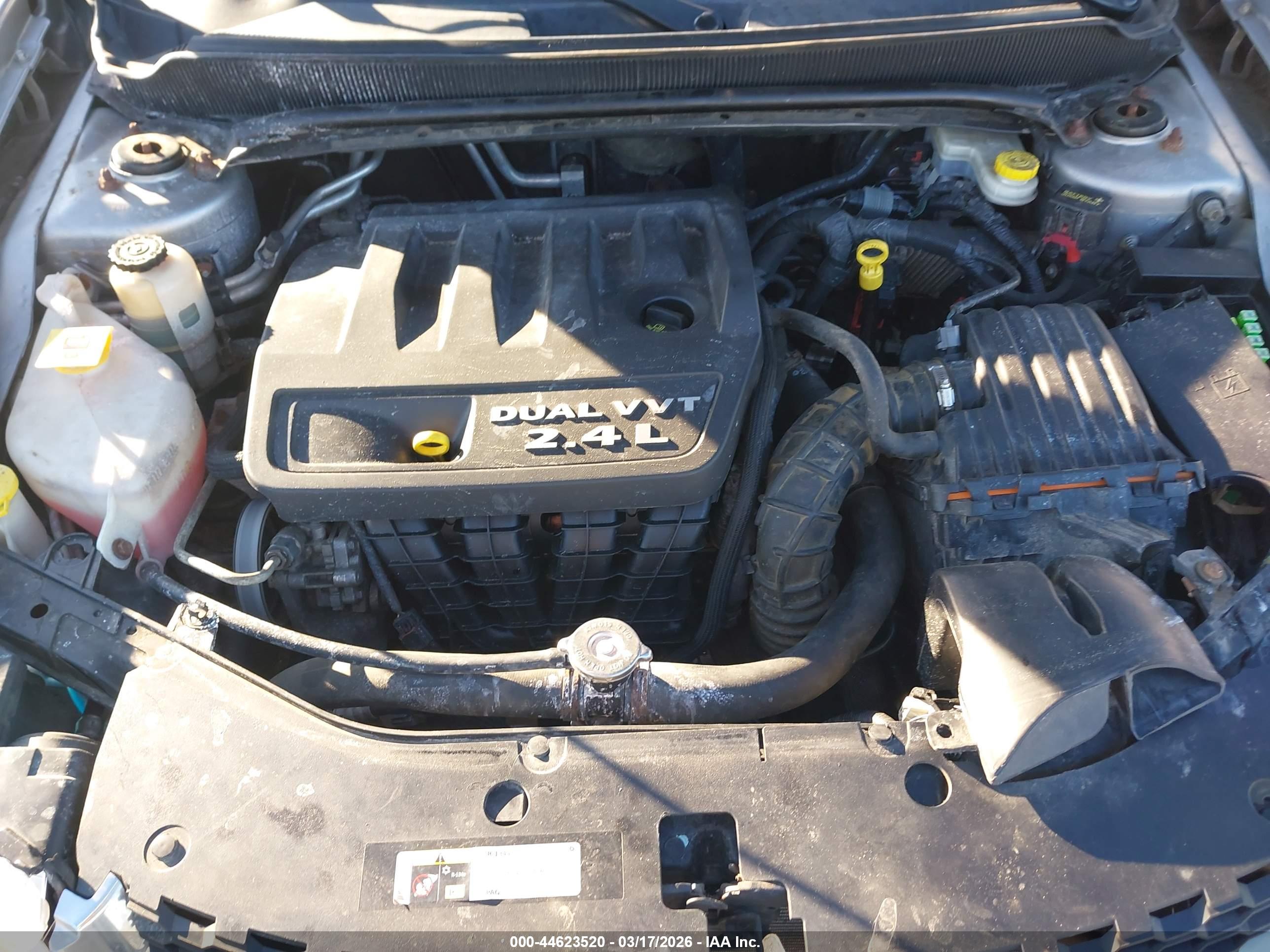 DODGE AVENGER image 10