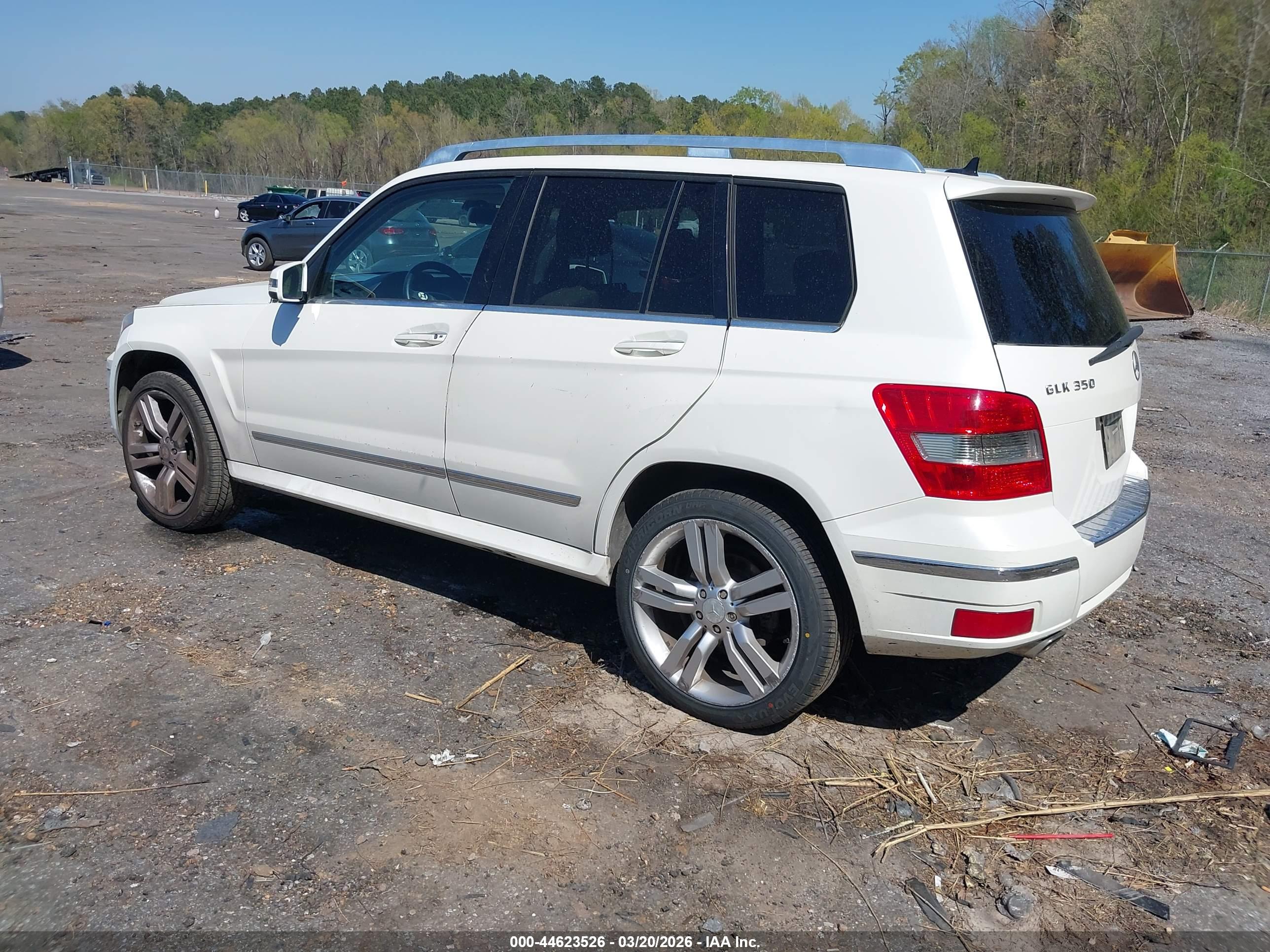 MERCEDES-BENZ GLK image 3