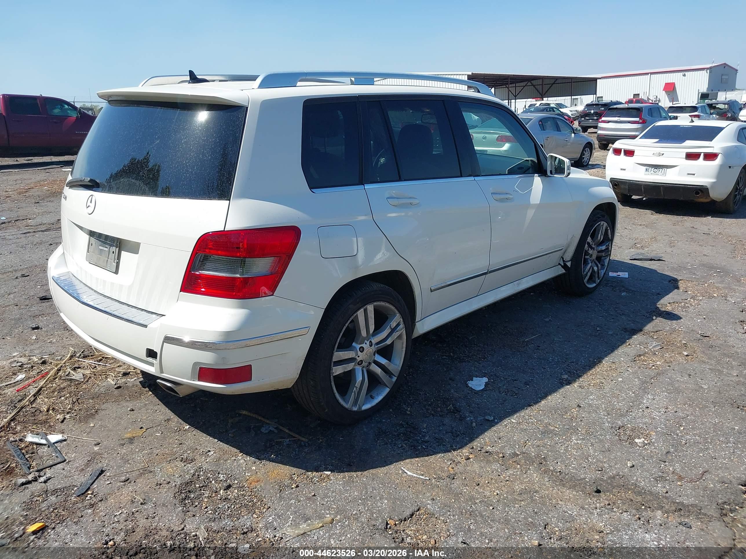 MERCEDES-BENZ GLK image 4