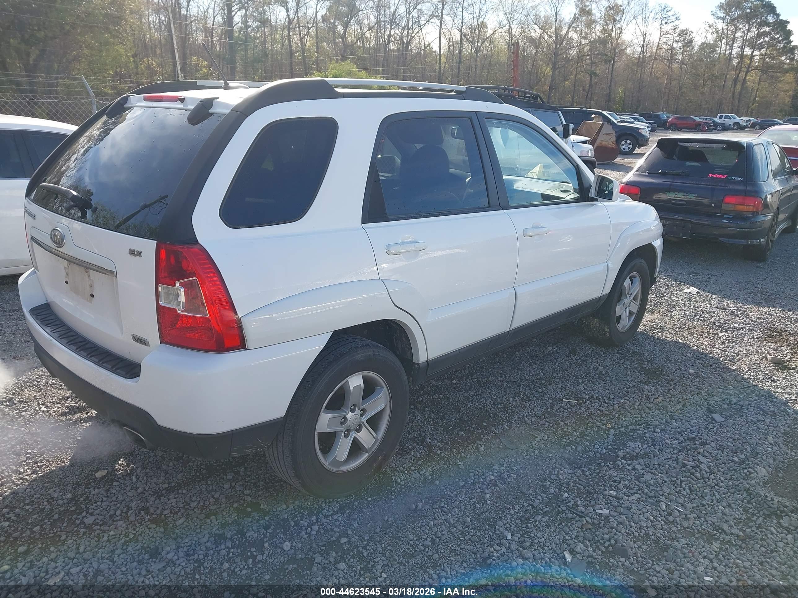 KIA SPORTAGE image 4