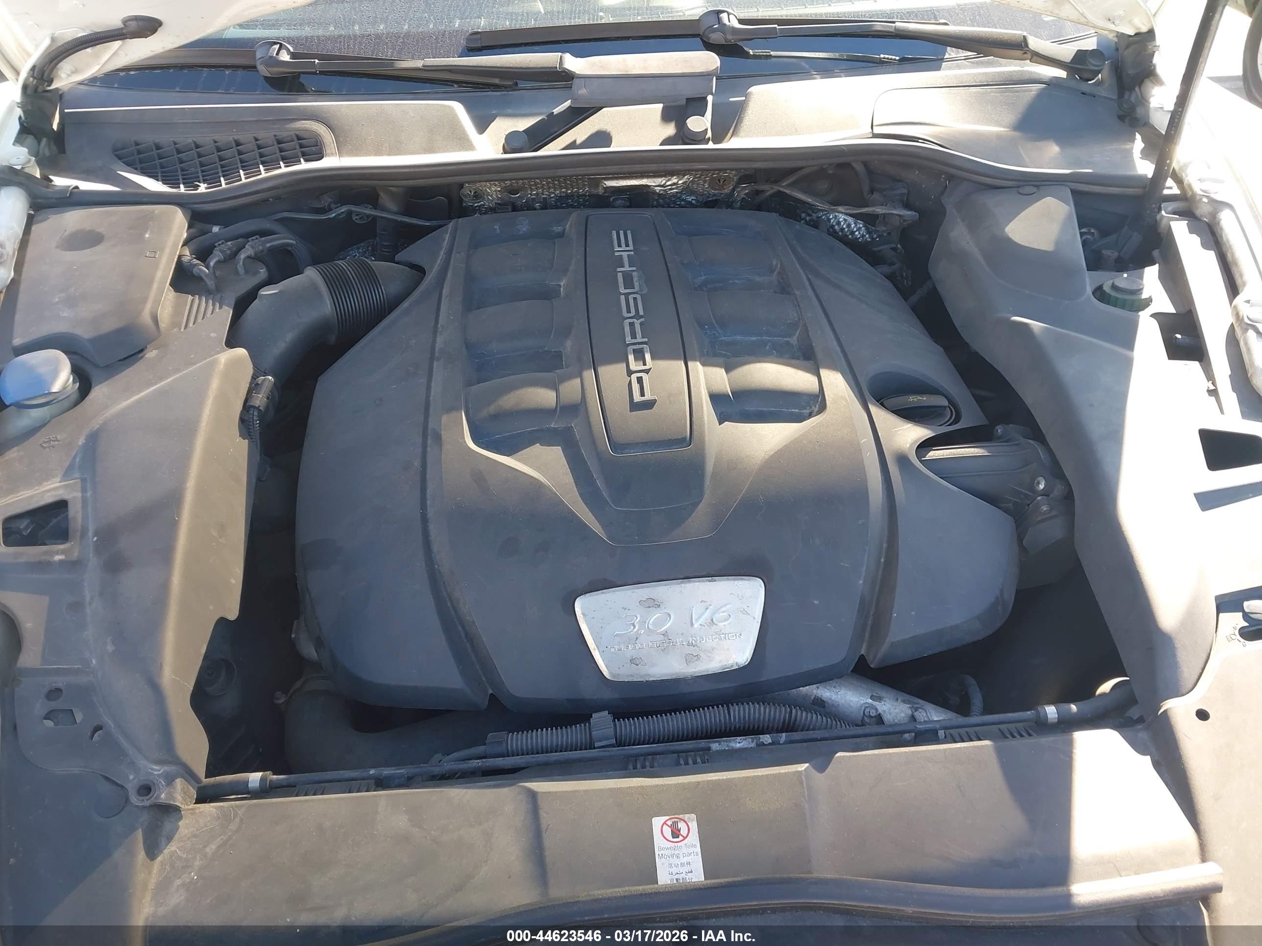 PORSCHE CAYENNE image 10